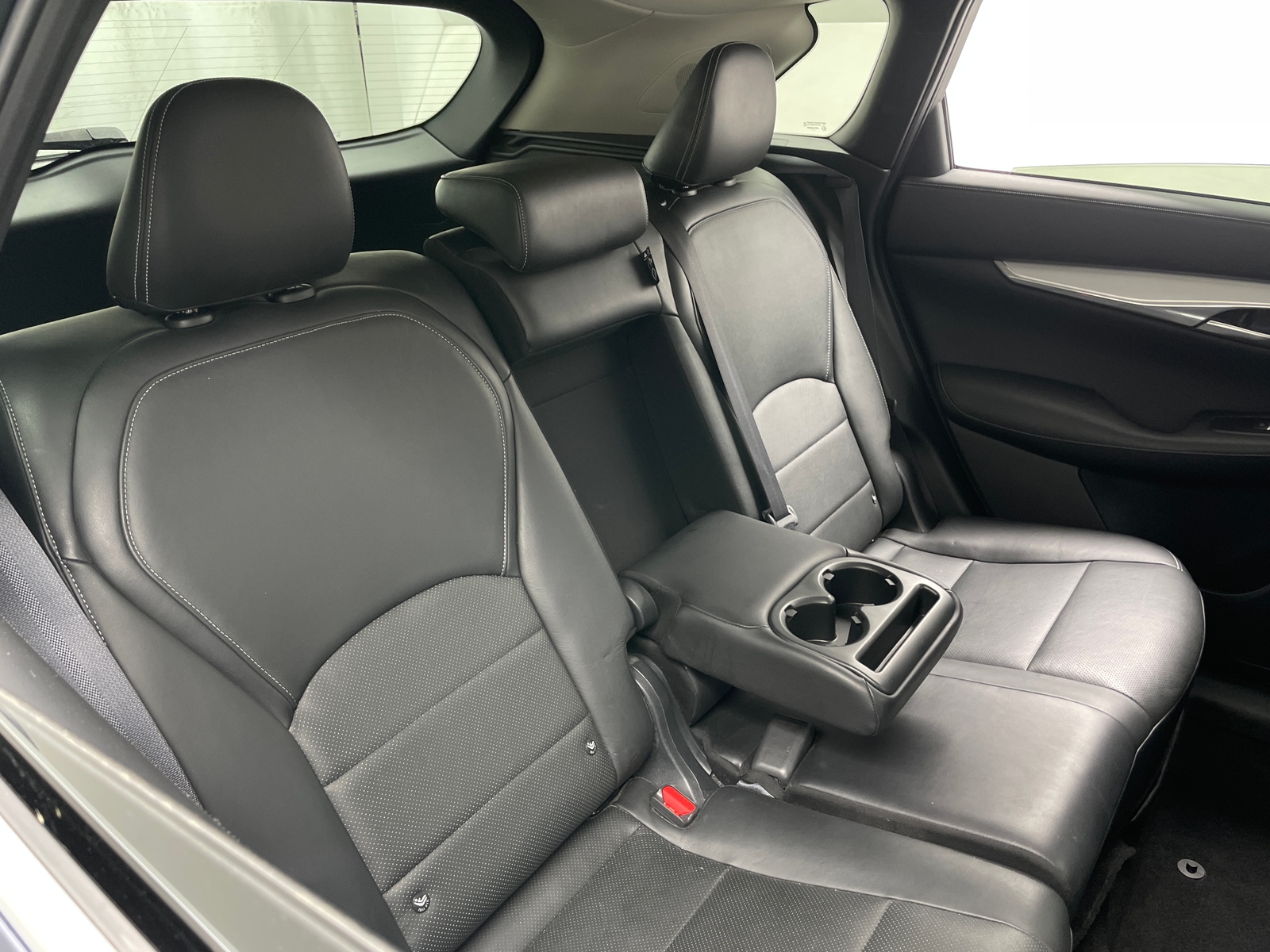 Thumbnail: 2019 INFINITI QX50 - 5