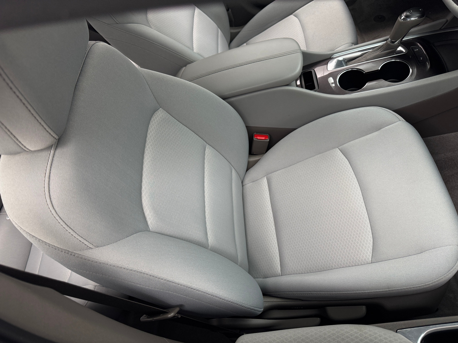 Thumbnail: 2020 Chevrolet Malibu - 2