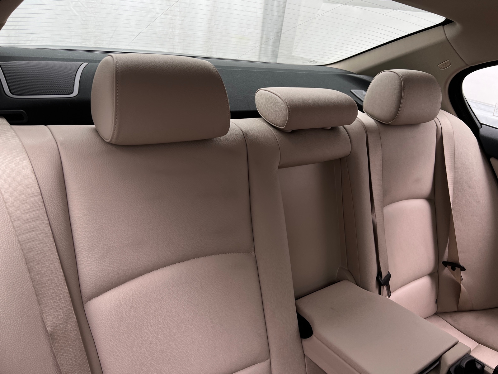 Thumbnail: 2012 BMW 5 Series - 5