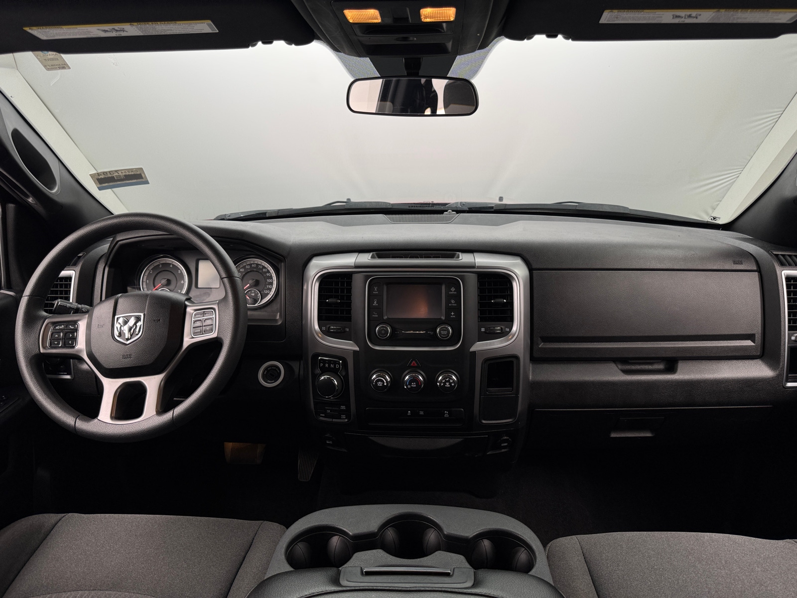 Thumbnail: 2024 RAM 1500 Classic - 3