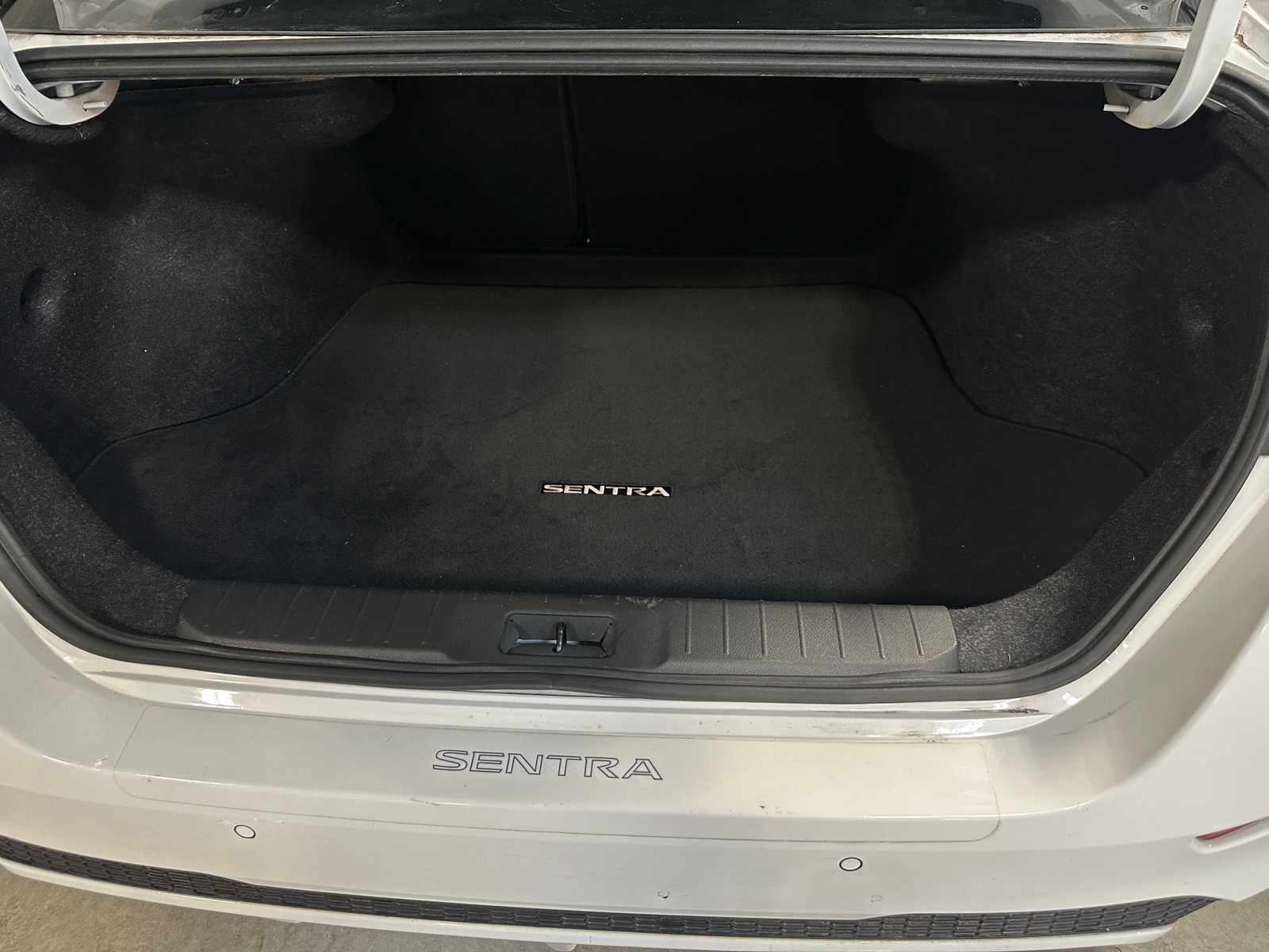 Thumbnail: 2020 Nissan Sentra - 7