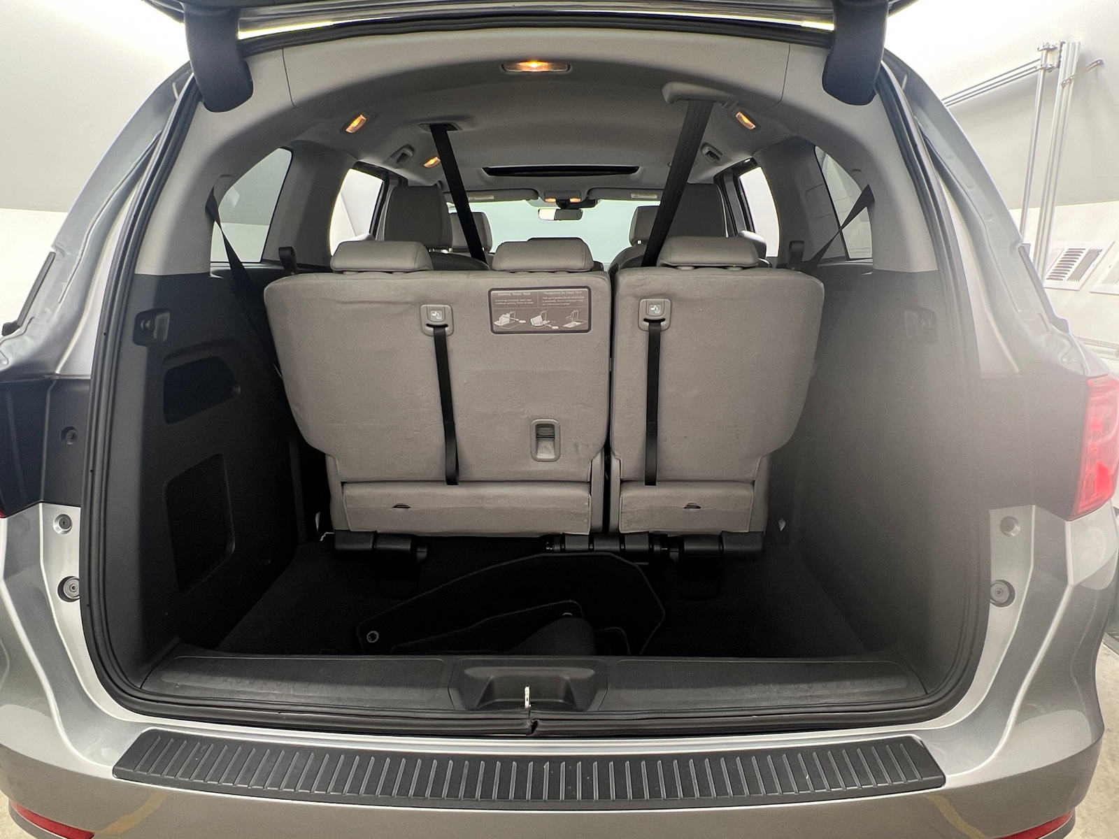 Thumbnail: 2018 Honda Odyssey - 6