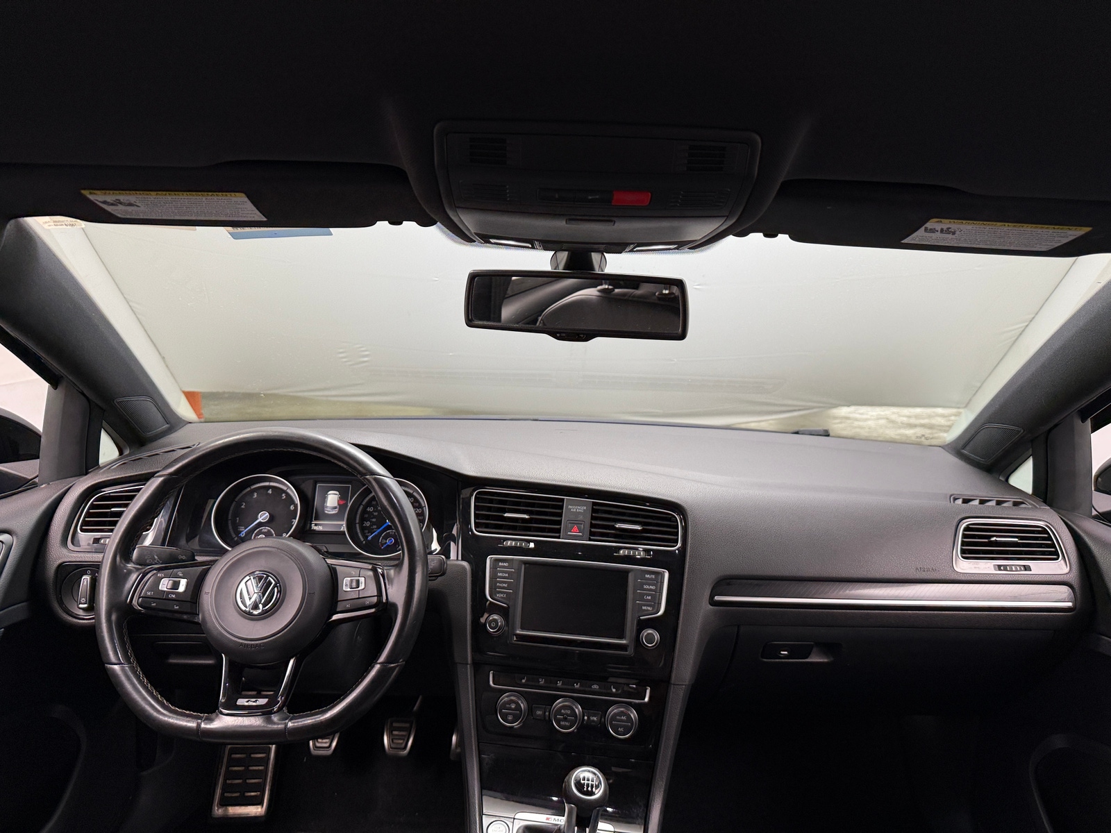 Thumbnail: 2016 Volkswagen Golf - 2