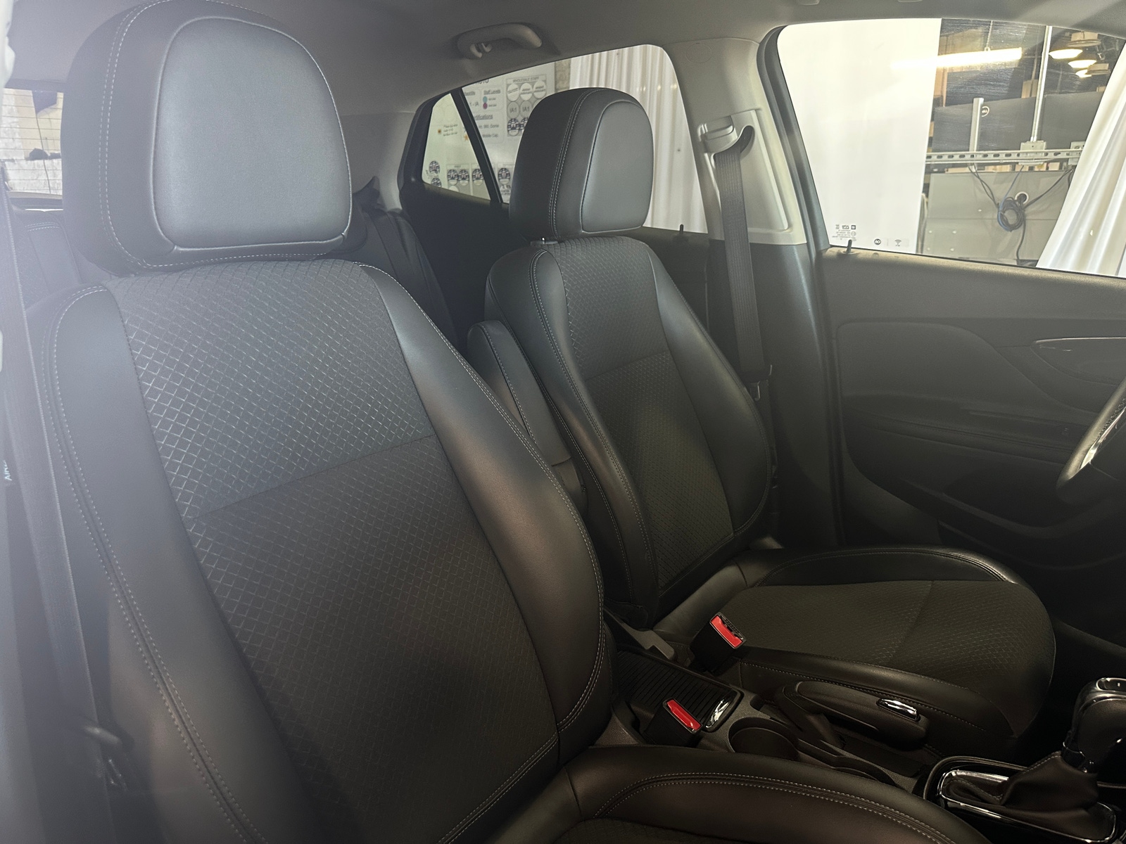 Thumbnail: 2020 Buick Encore - 2