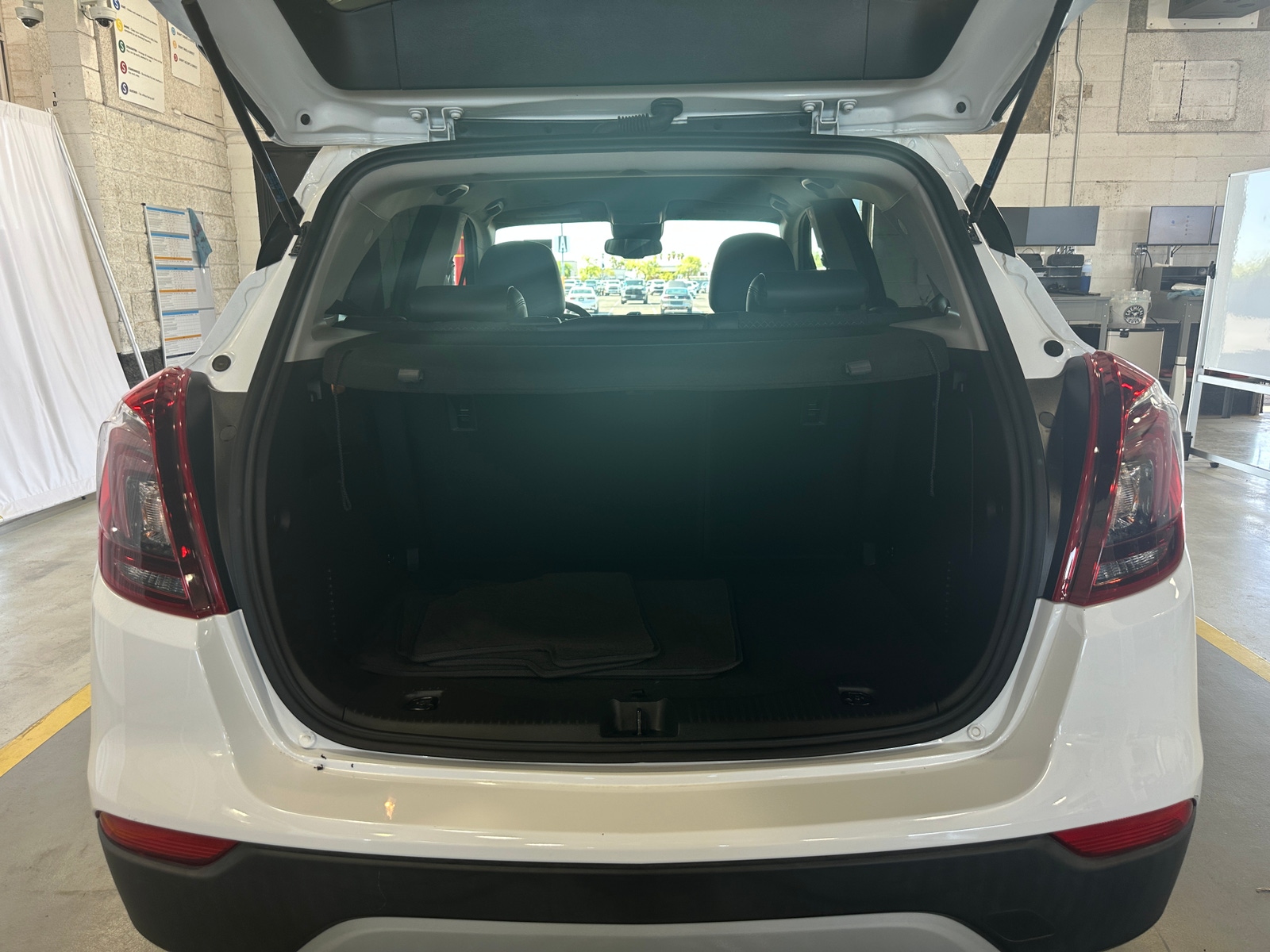 Thumbnail: 2020 Buick Encore - 7