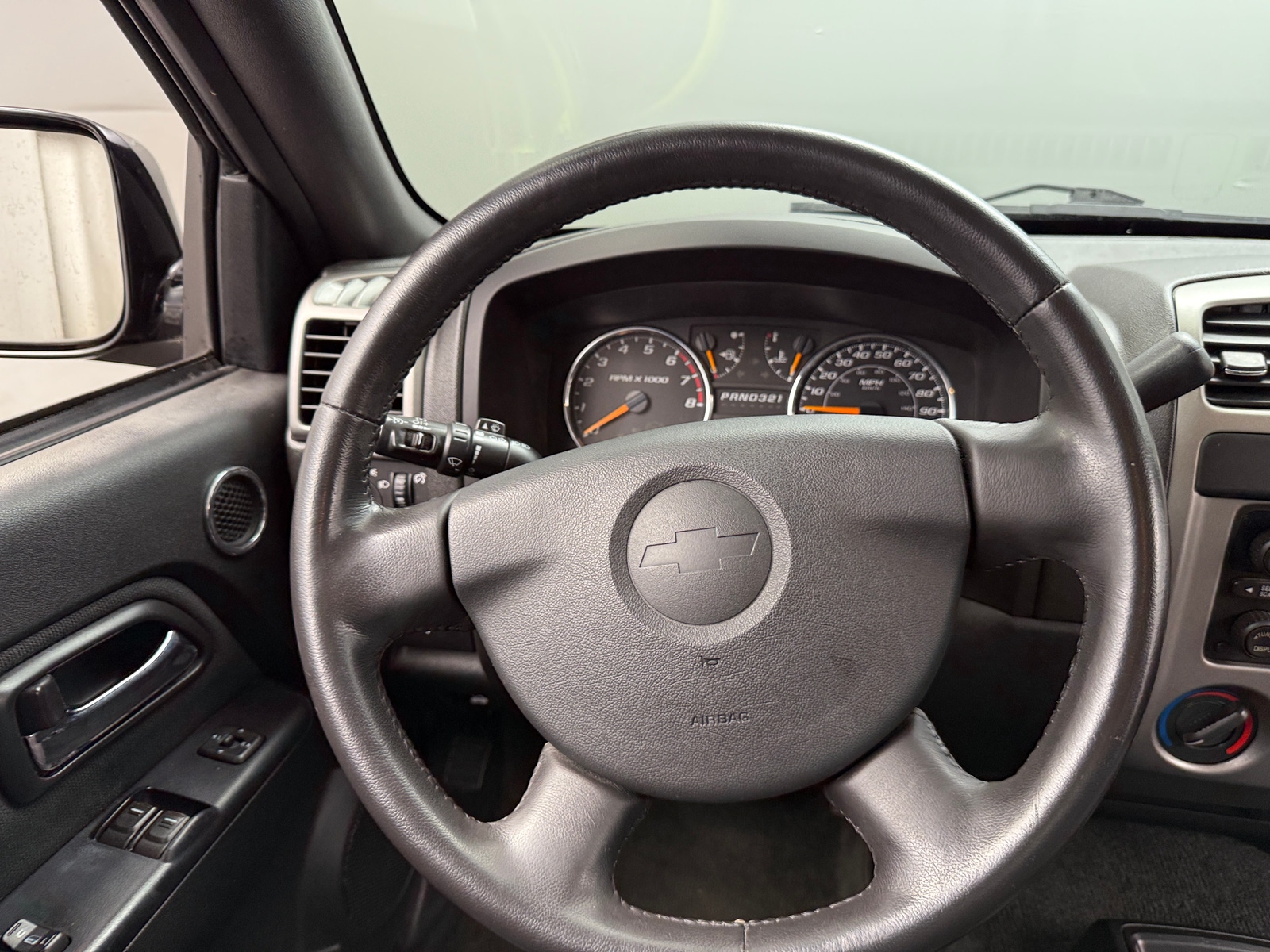Thumbnail: 2012 Chevrolet Colorado - 4