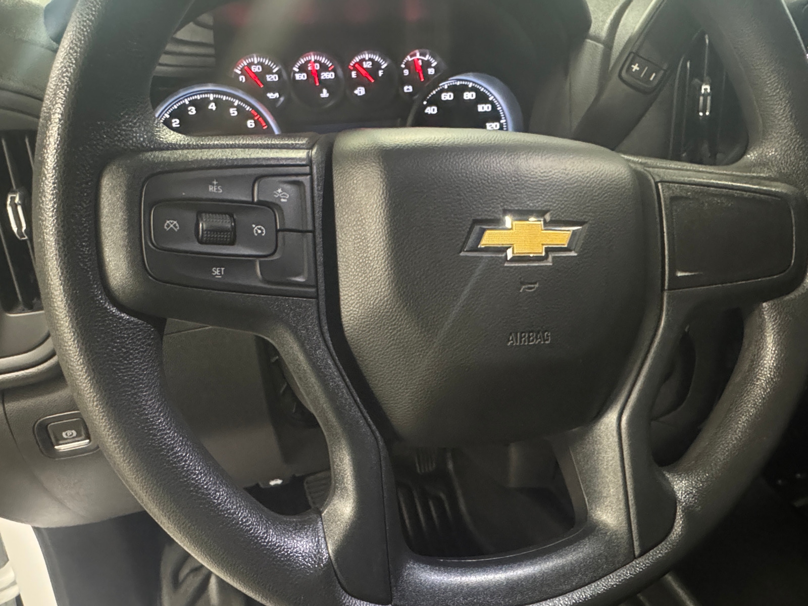 Thumbnail: 2023 Chevrolet Silverado 1500 - 5