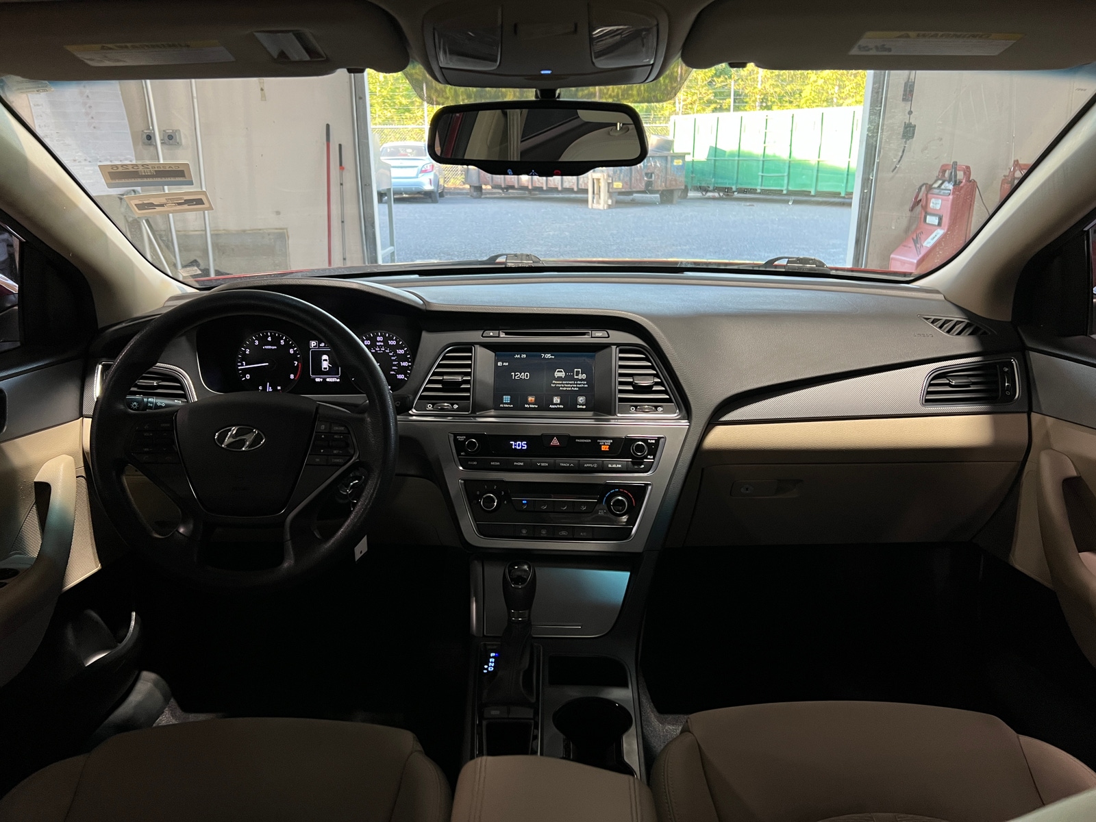 Thumbnail: 2016 Hyundai Sonata - 3