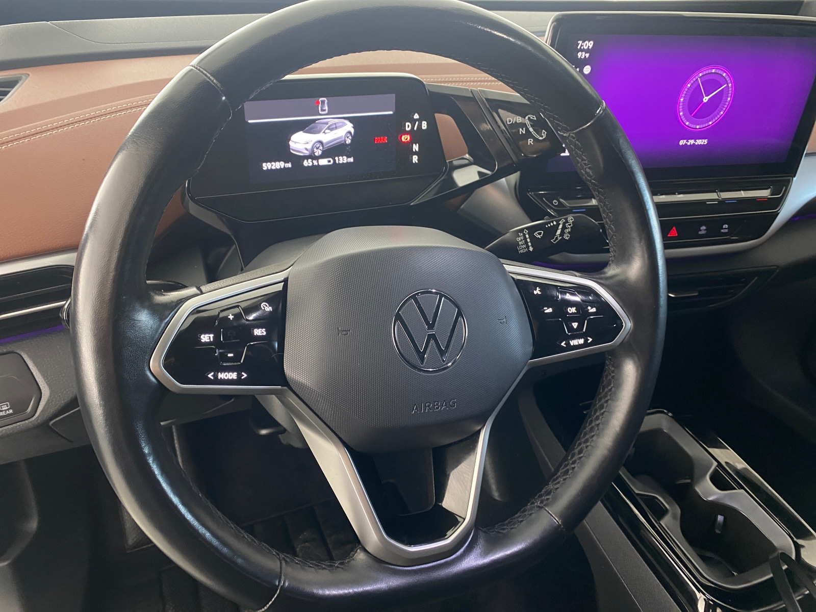 Thumbnail: 2021 Volkswagen ID.4 - 4