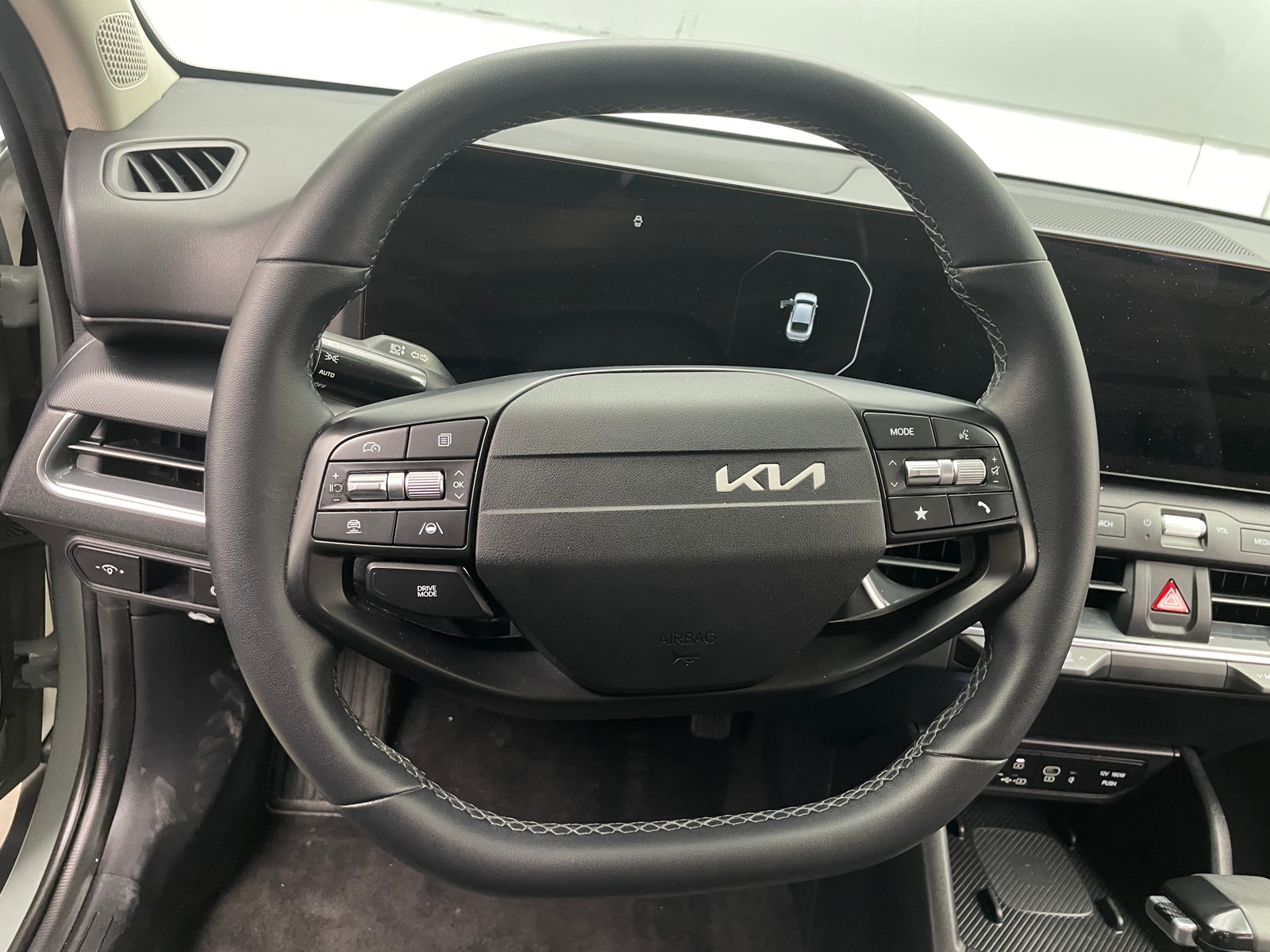 Thumbnail: 2025 Kia K4 - 5