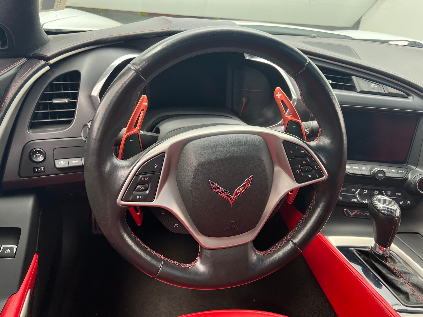 Thumbnail: 2014 Chevrolet Corvette - 3