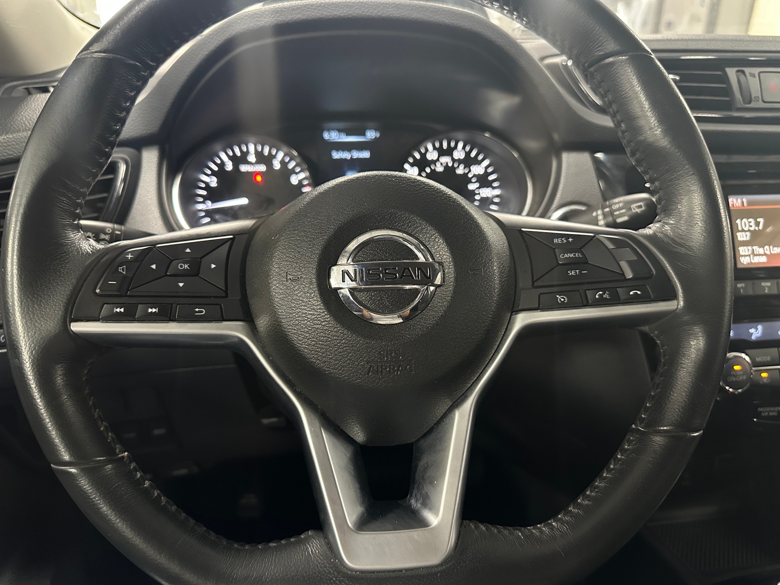 Thumbnail: 2017 Nissan Rogue - 5