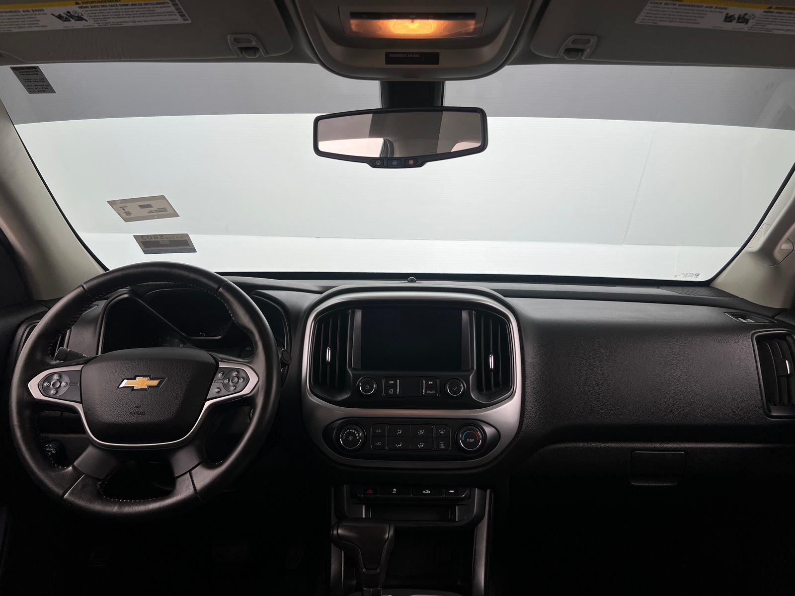 Thumbnail: 2019 Chevrolet Colorado - 3