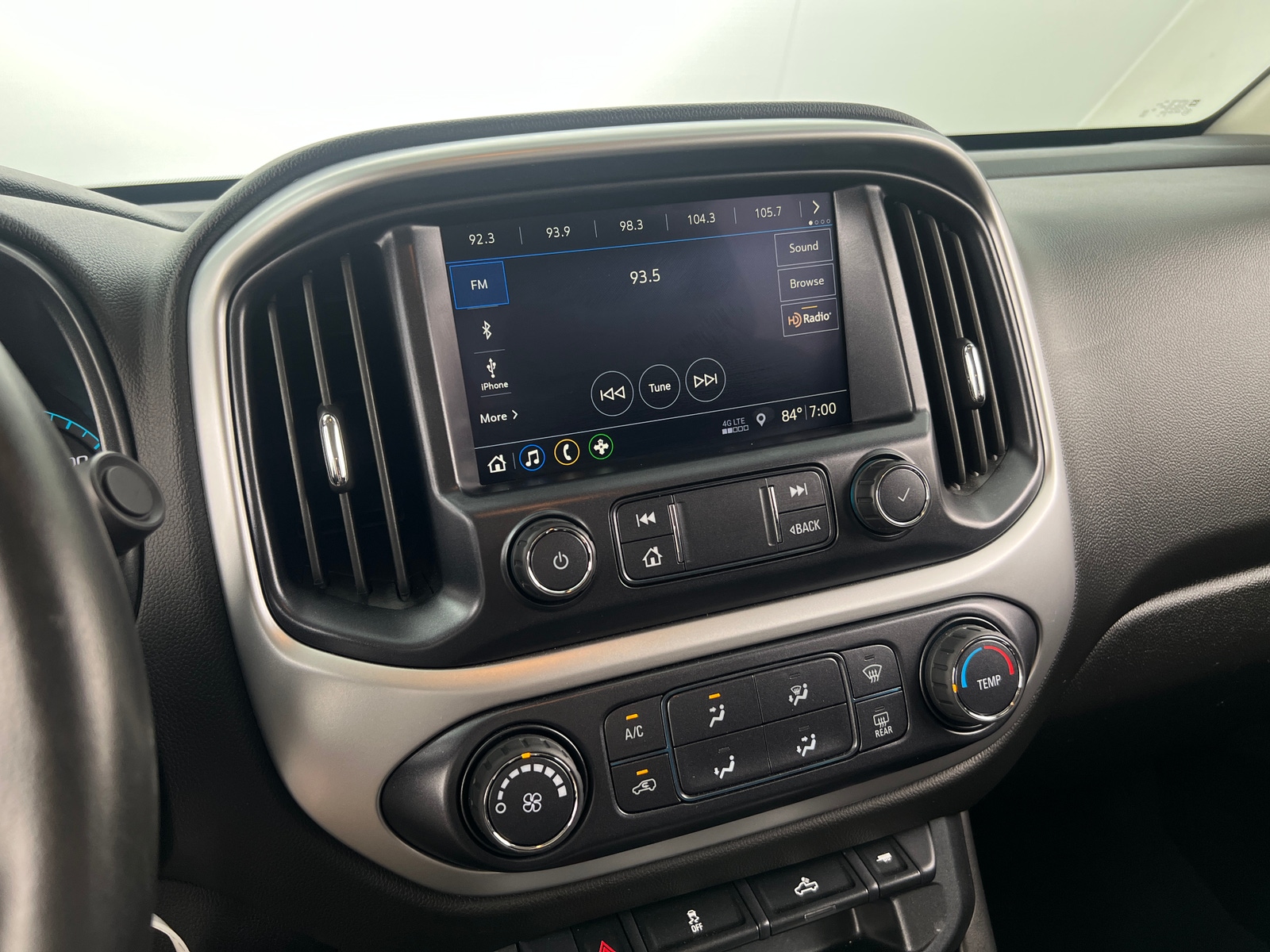 Thumbnail: 2019 Chevrolet Colorado - 4