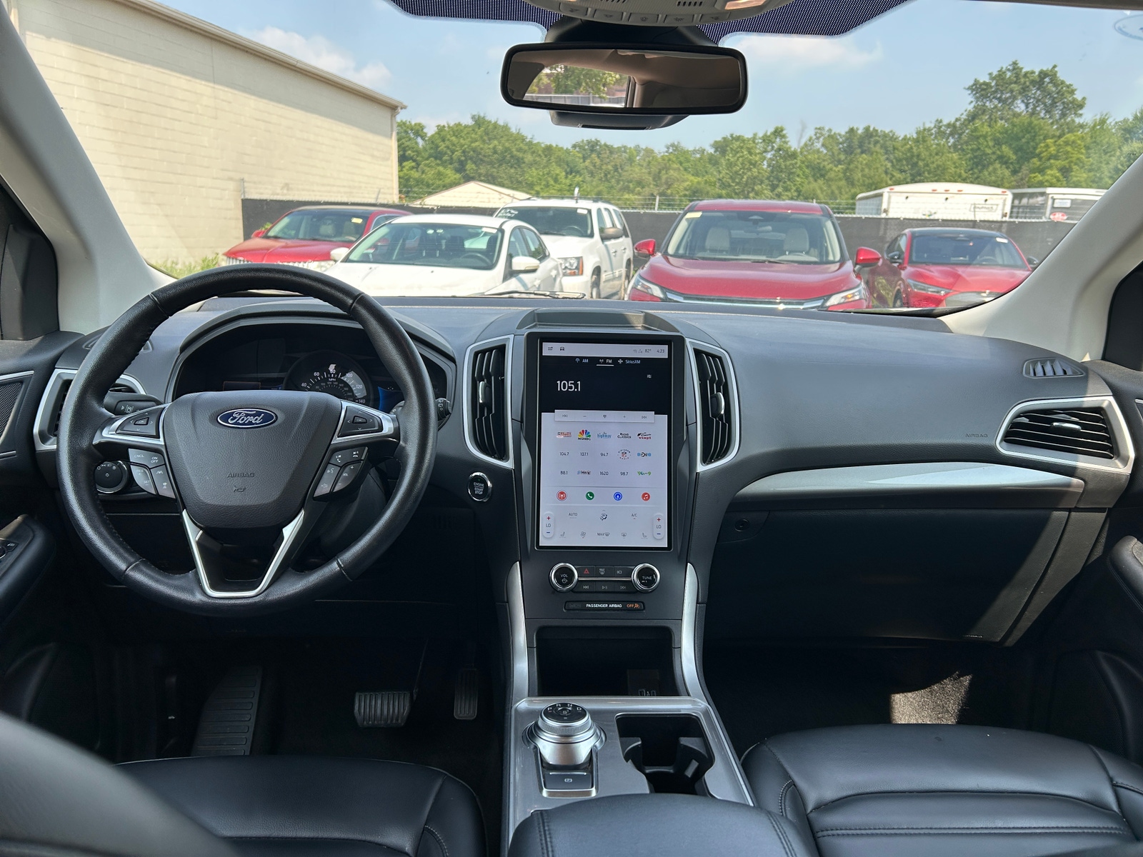 Thumbnail: 2023 Ford Edge - 3
