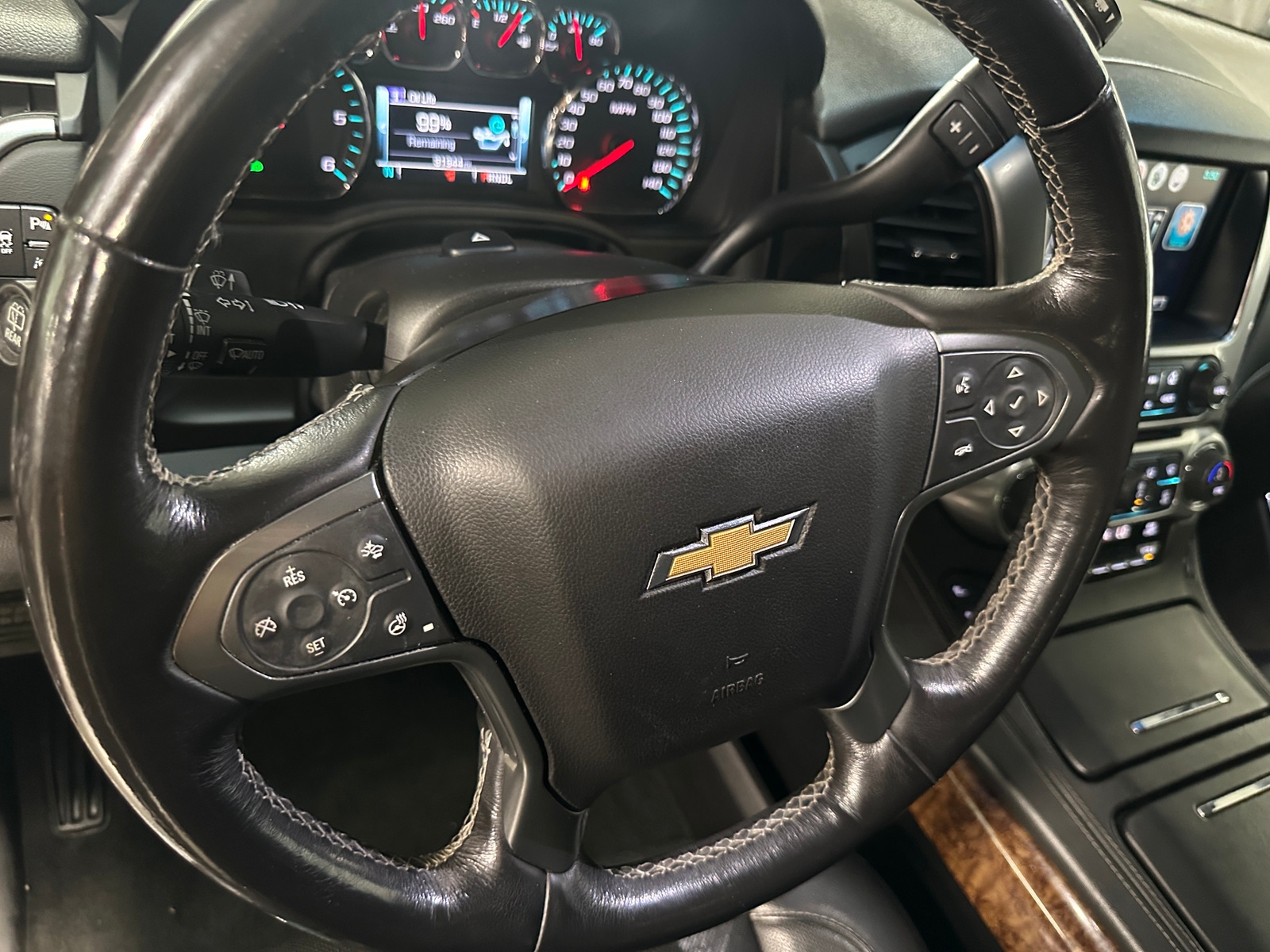 Thumbnail: 2018 Chevrolet Tahoe - 4