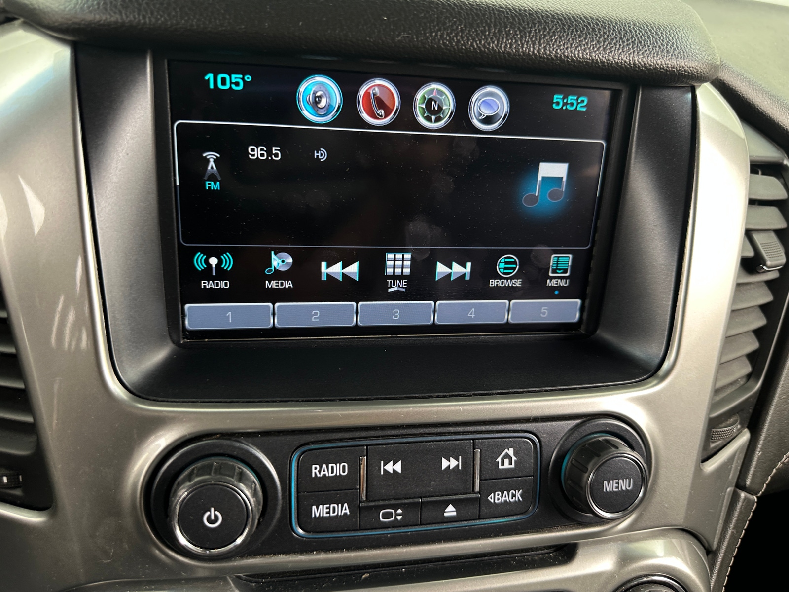 Thumbnail: 2018 Chevrolet Tahoe - 3