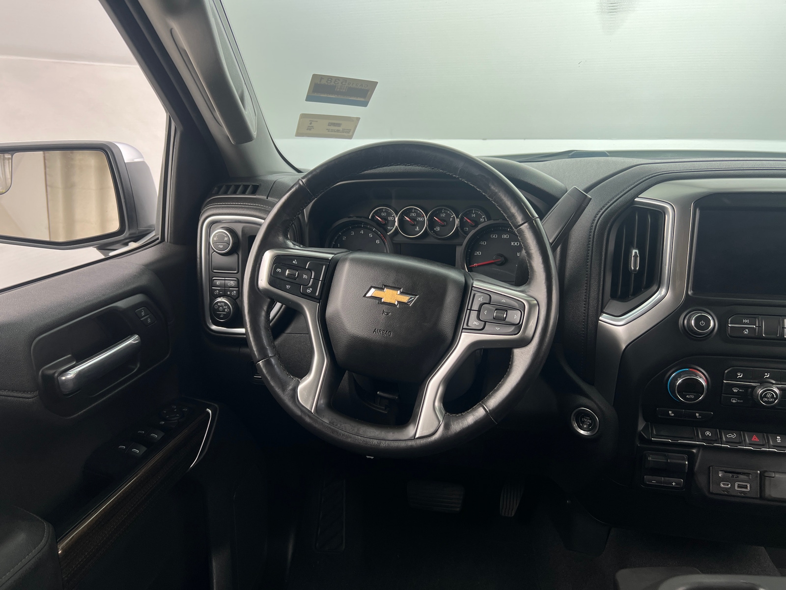 Thumbnail: 2019 Chevrolet Silverado 1500 - 5
