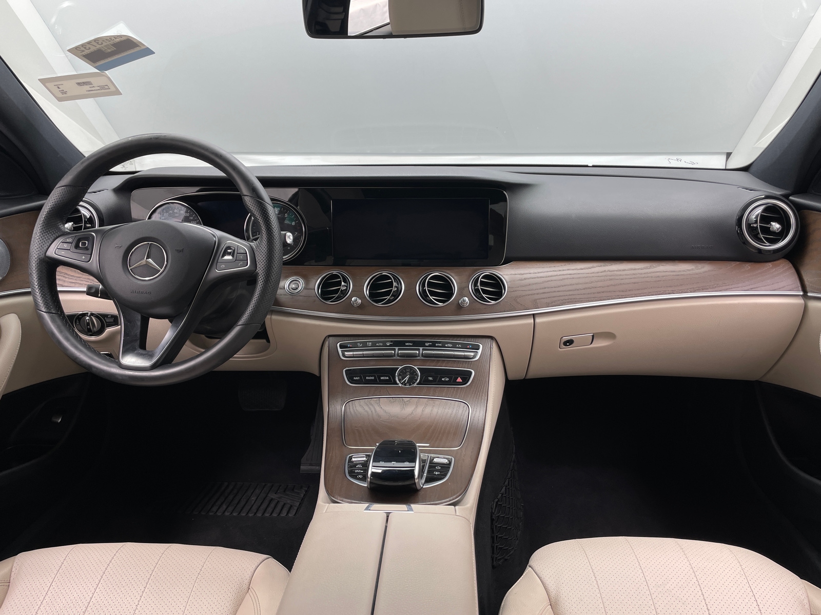 Thumbnail: 2018 Mercedes-Benz E-Class - 2