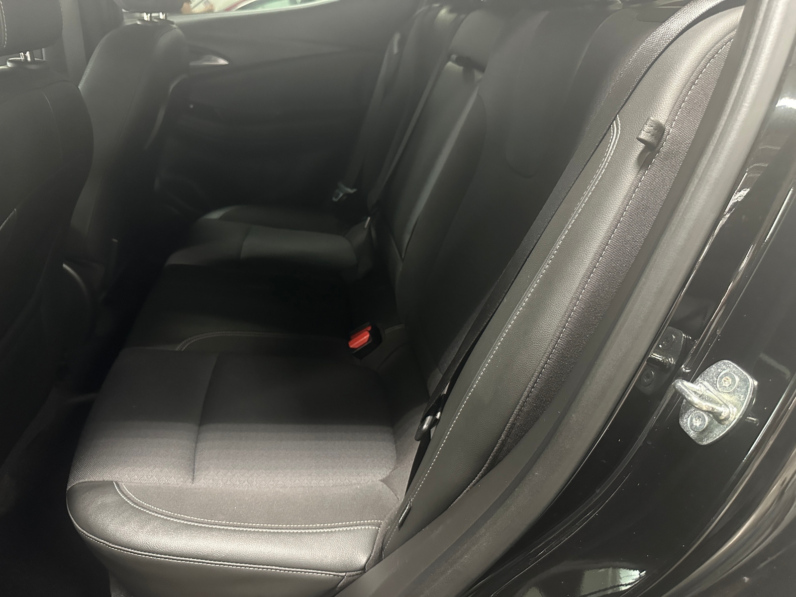 Thumbnail: 2020 Buick Encore GX - 6