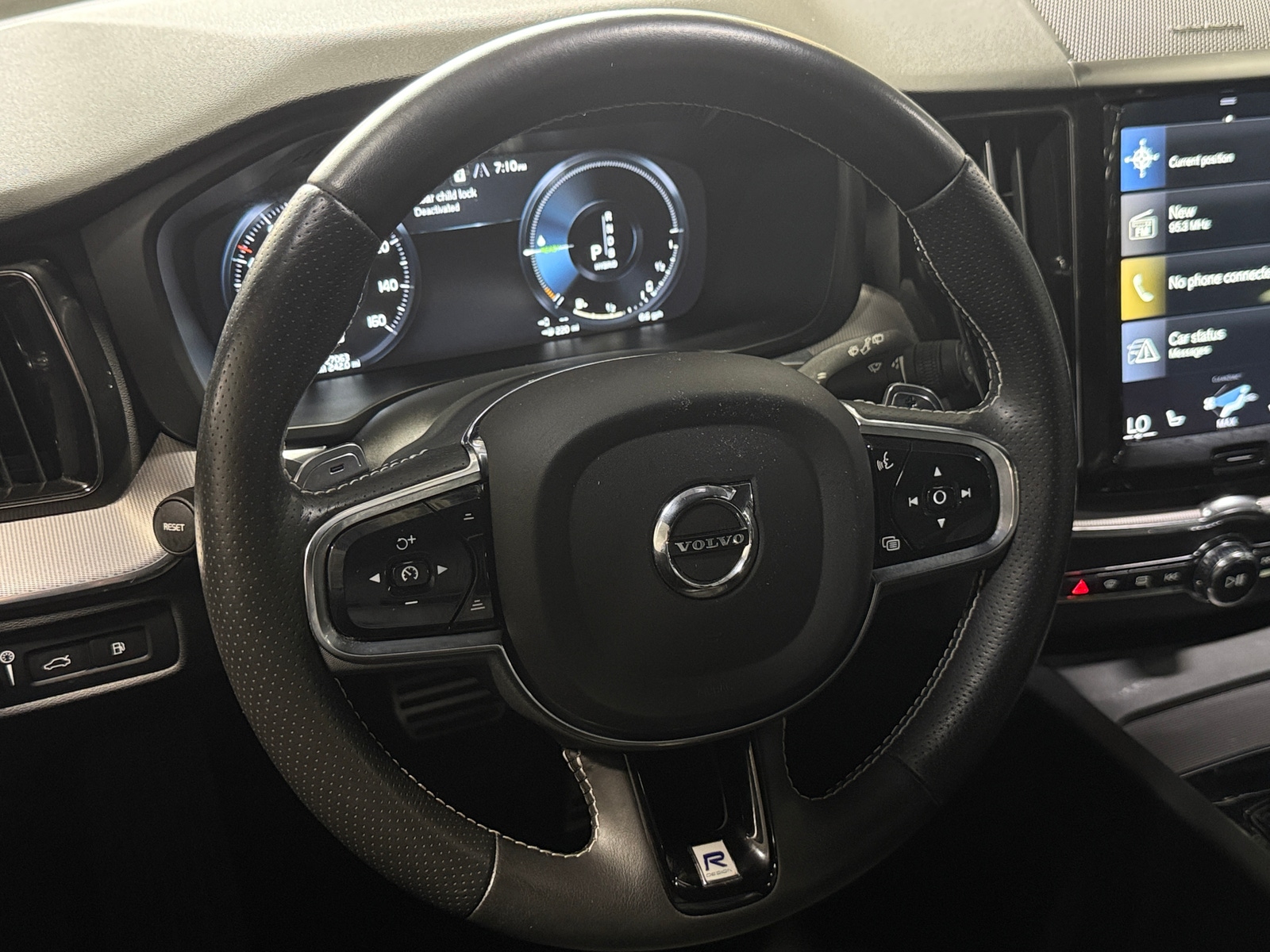 Thumbnail: 2019 Volvo XC60 - 4