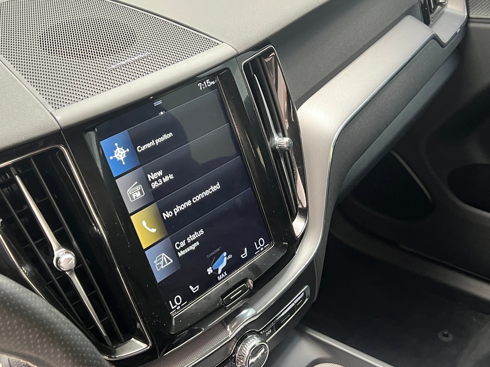 Thumbnail: 2019 Volvo XC60 - 3