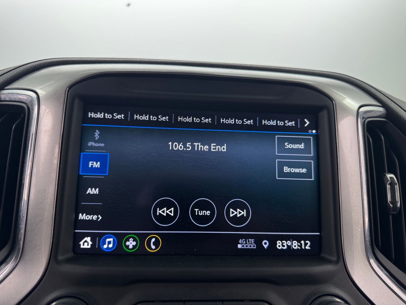 Thumbnail: 2020 Chevrolet Silverado 1500 - 4
