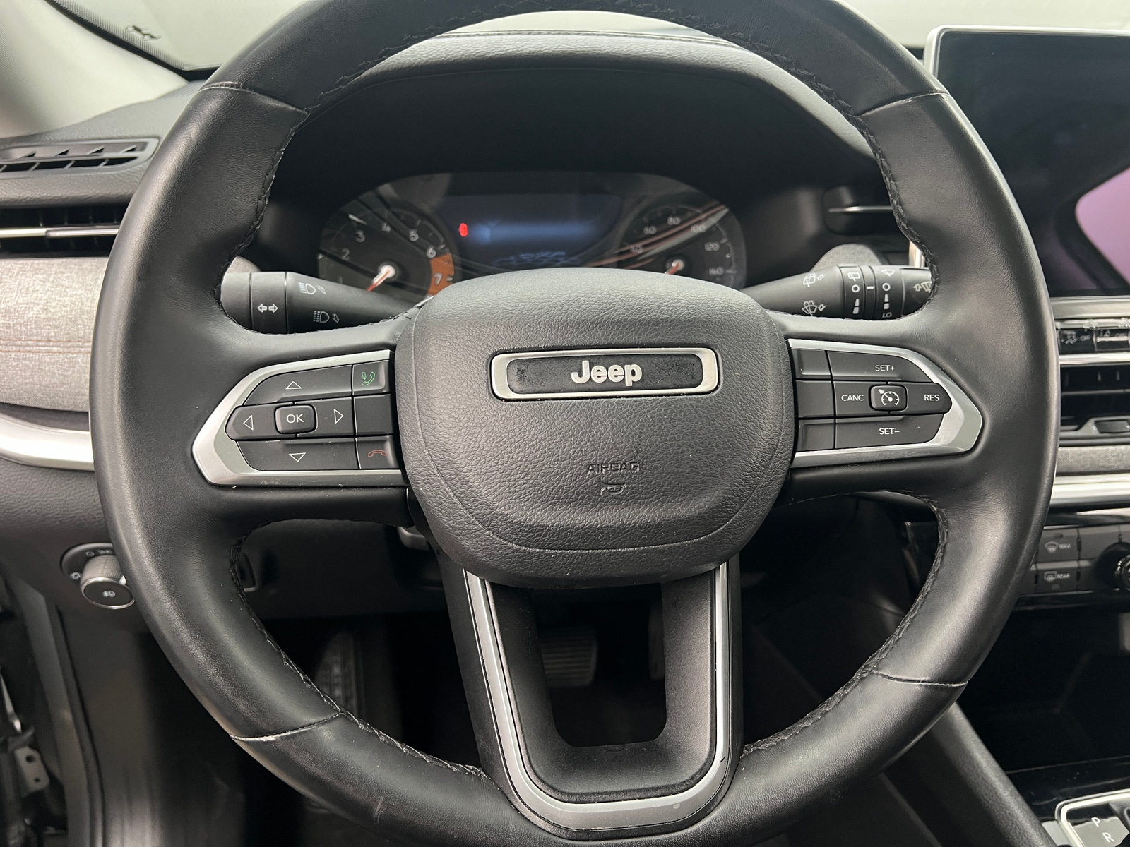 Thumbnail: 2022 Jeep Compass - 4