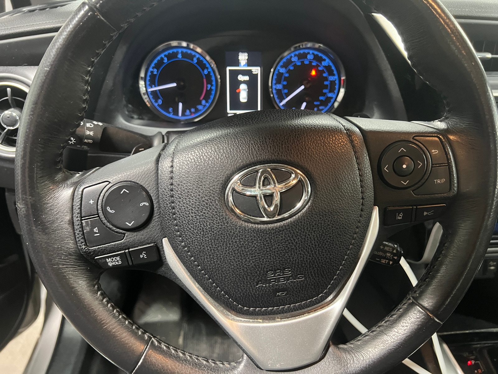 Thumbnail: 2017 Toyota Corolla - 5