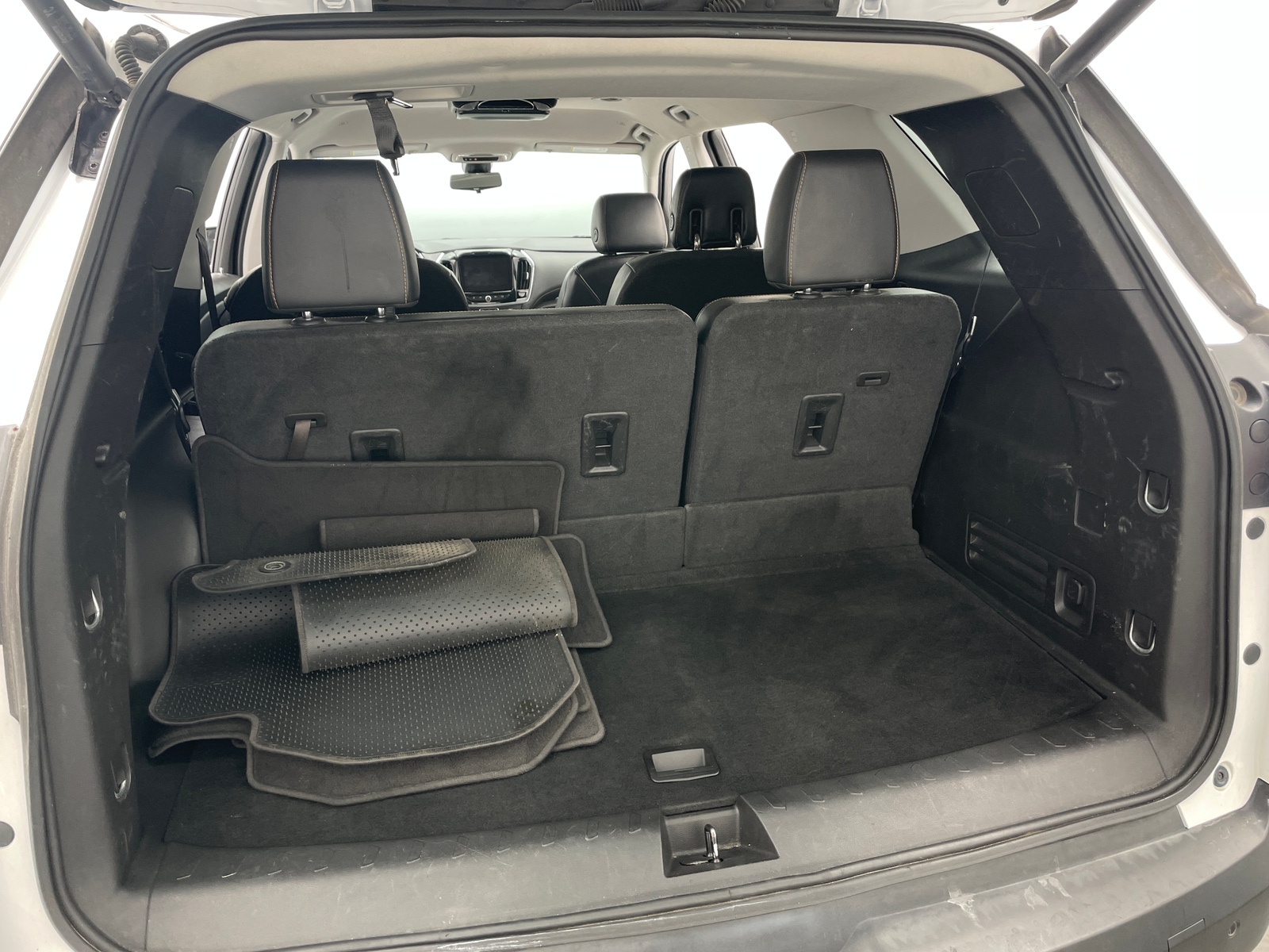 Thumbnail: 2018 Chevrolet Traverse - 6