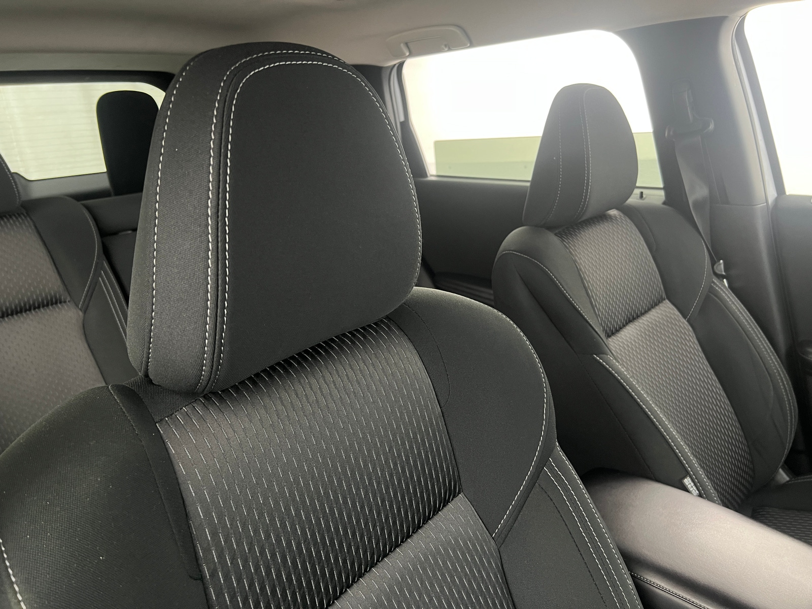 Thumbnail: 2024 Mitsubishi Outlander - 2