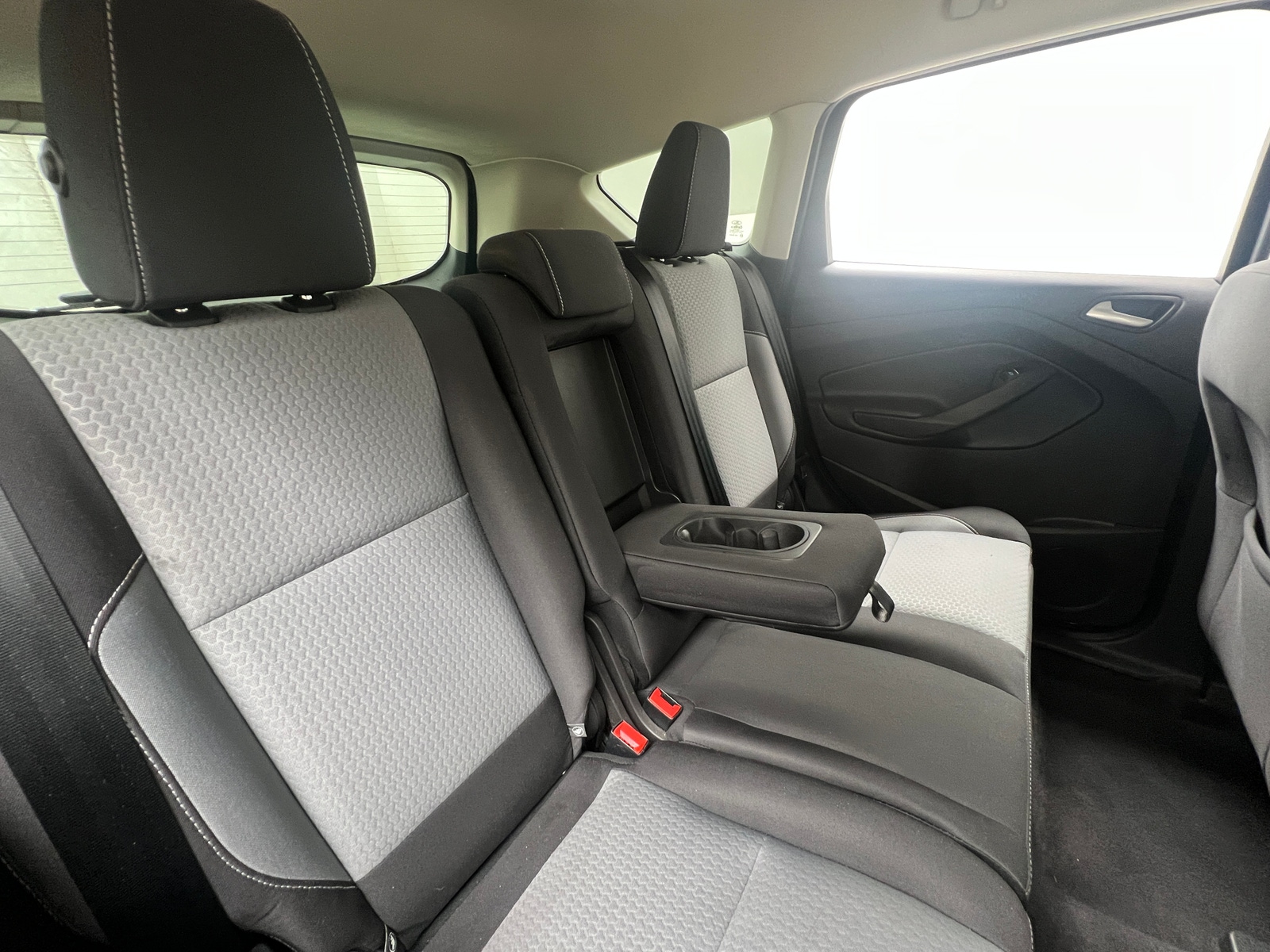 Thumbnail: 2019 Ford Escape - 6