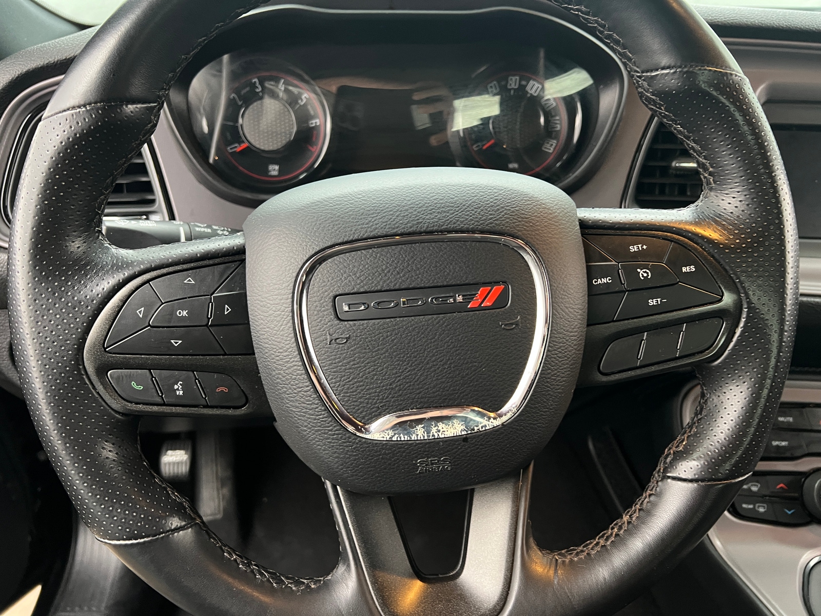 Thumbnail: 2023 Dodge Challenger - 4