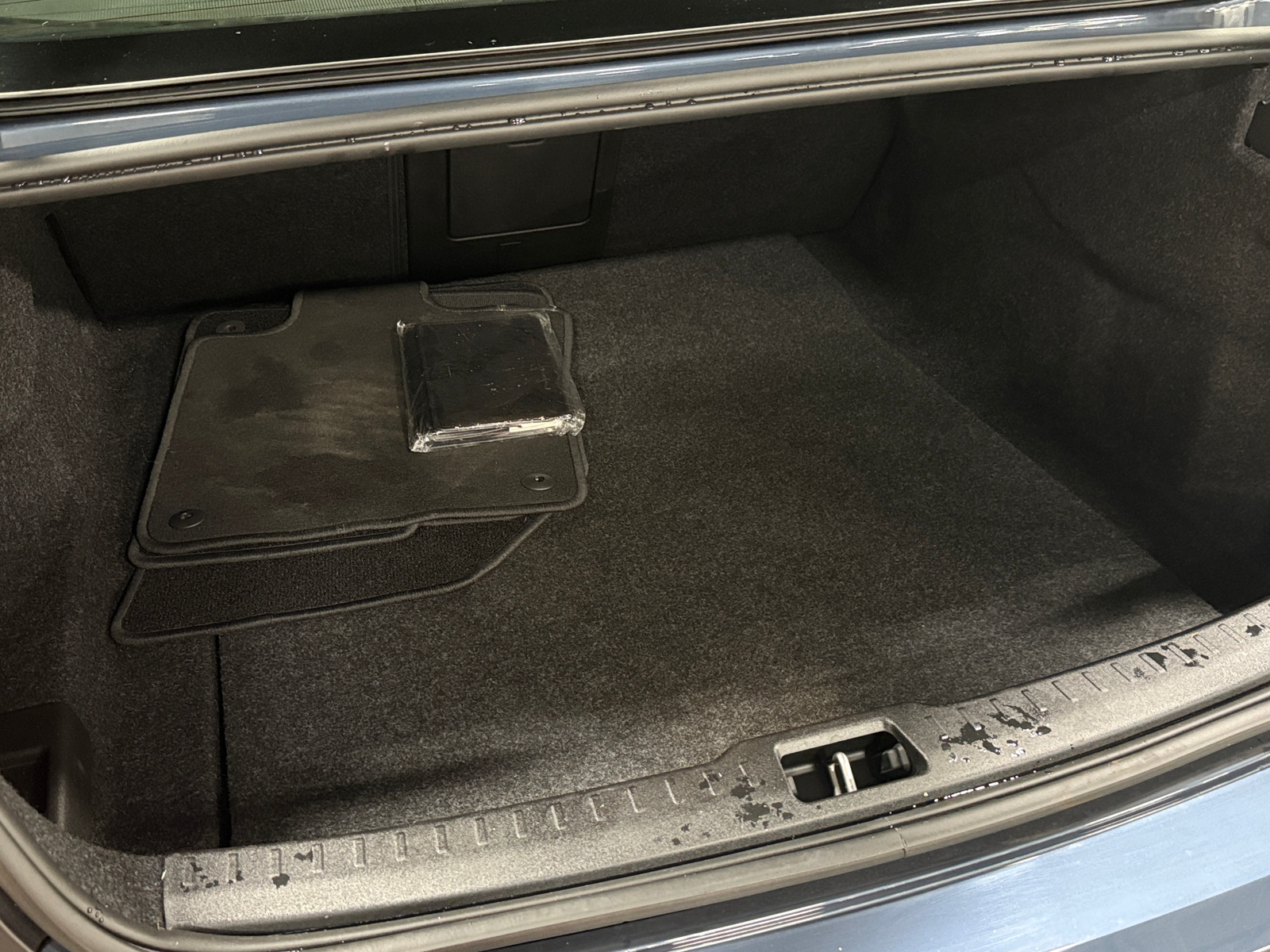 Thumbnail: 2021 Volvo S60 - 6