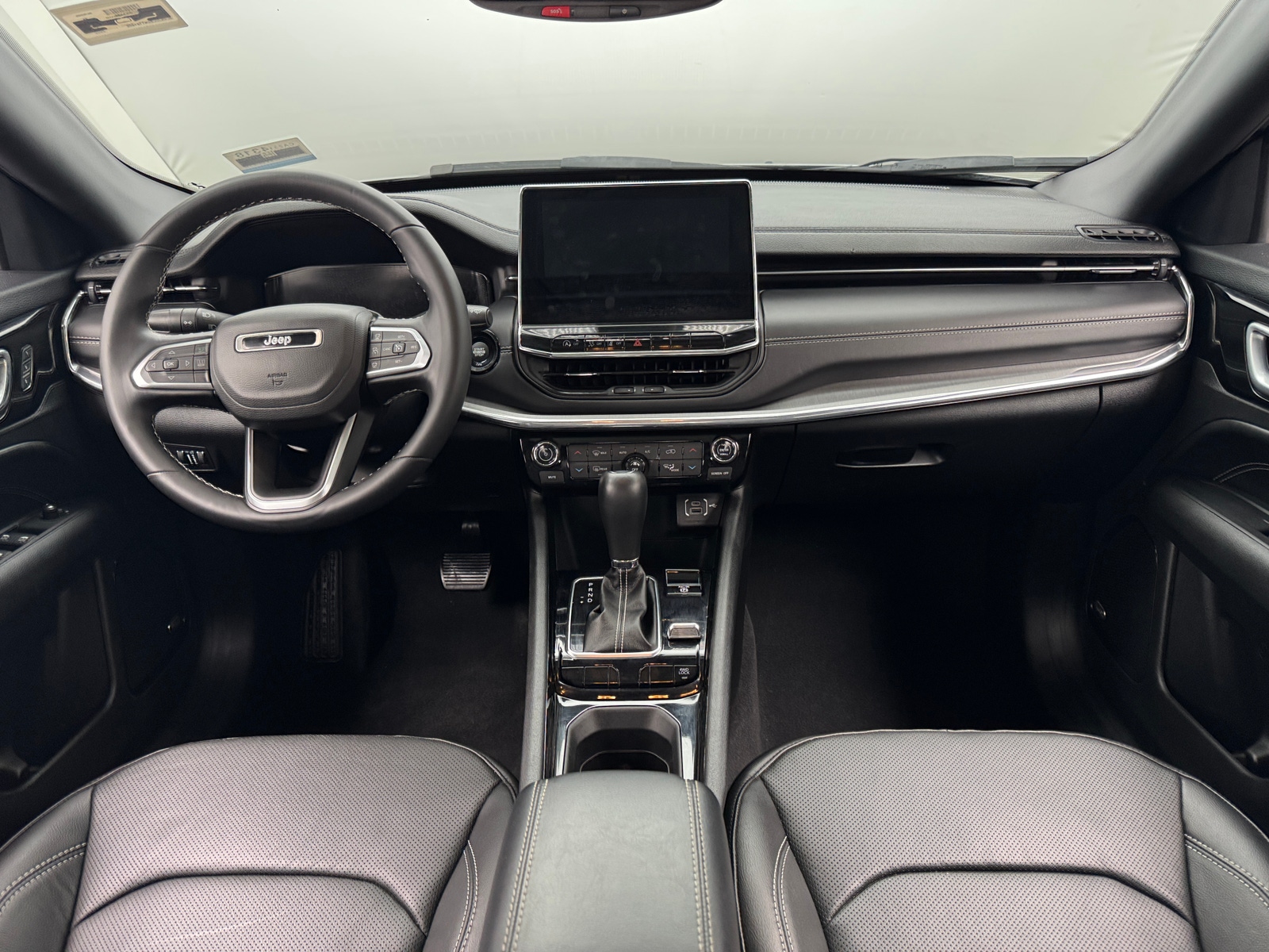 Thumbnail: 2022 Jeep Compass - 2