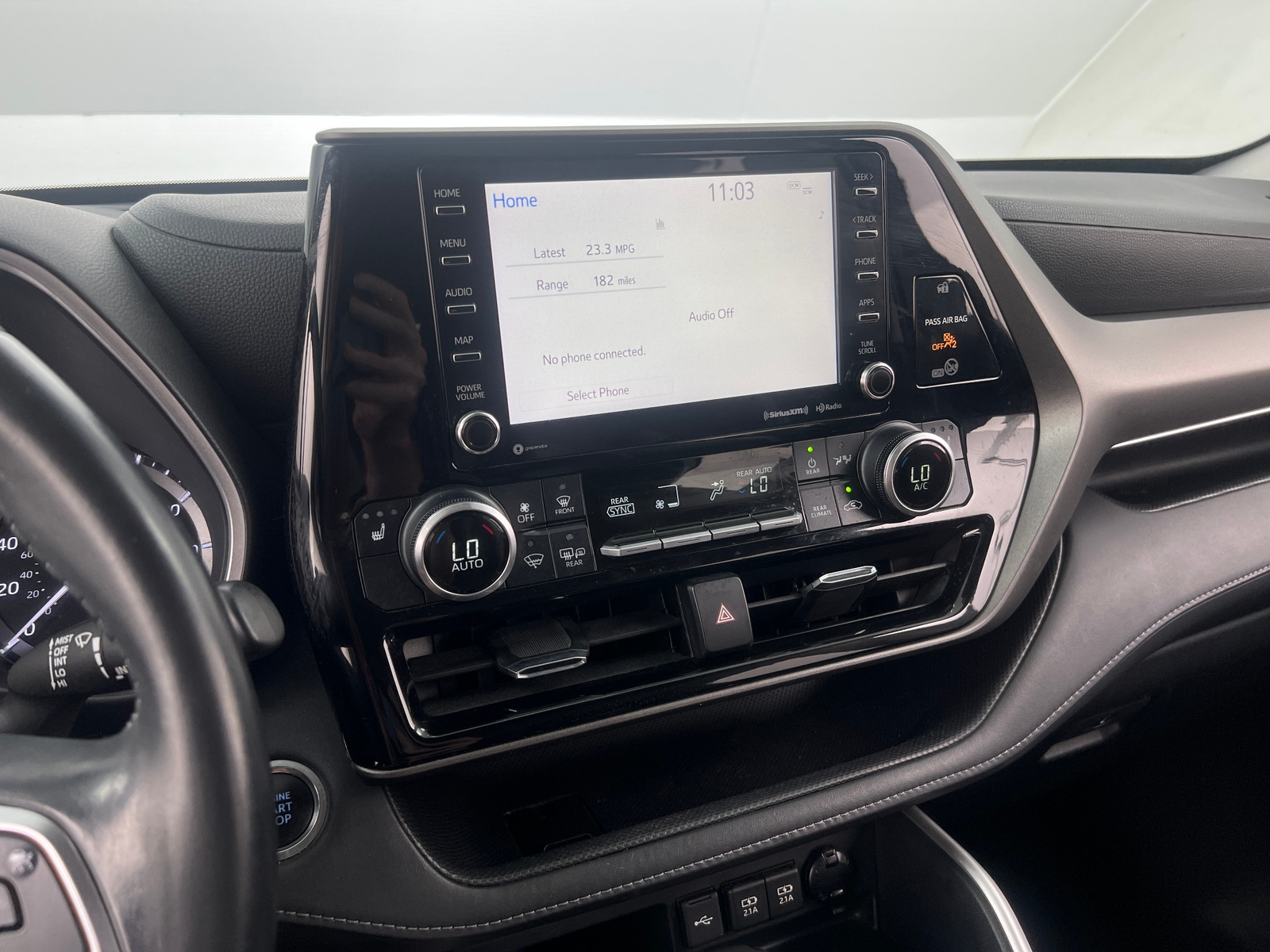 Thumbnail: 2020 Toyota Highlander - 3