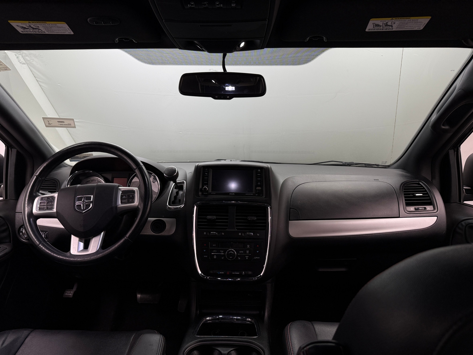 Thumbnail: 2018 Dodge Grand Caravan - 2