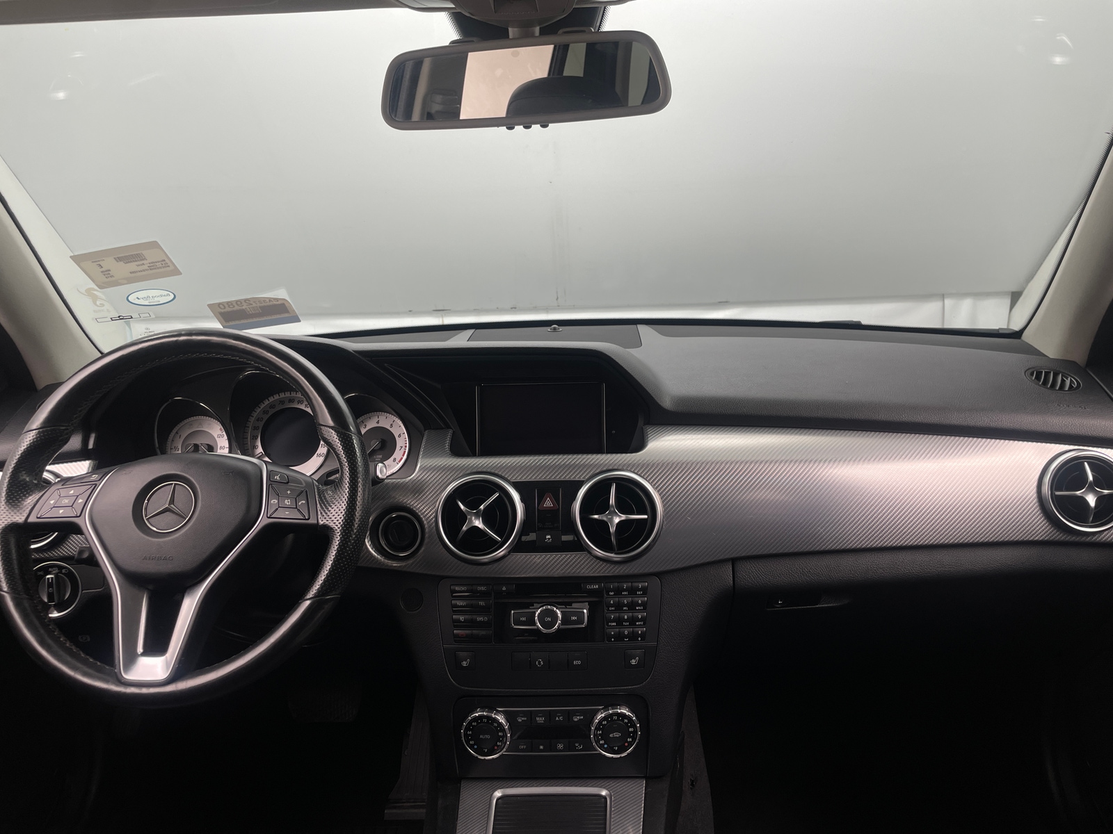 Thumbnail: 2015 Mercedes-Benz GLK - 2