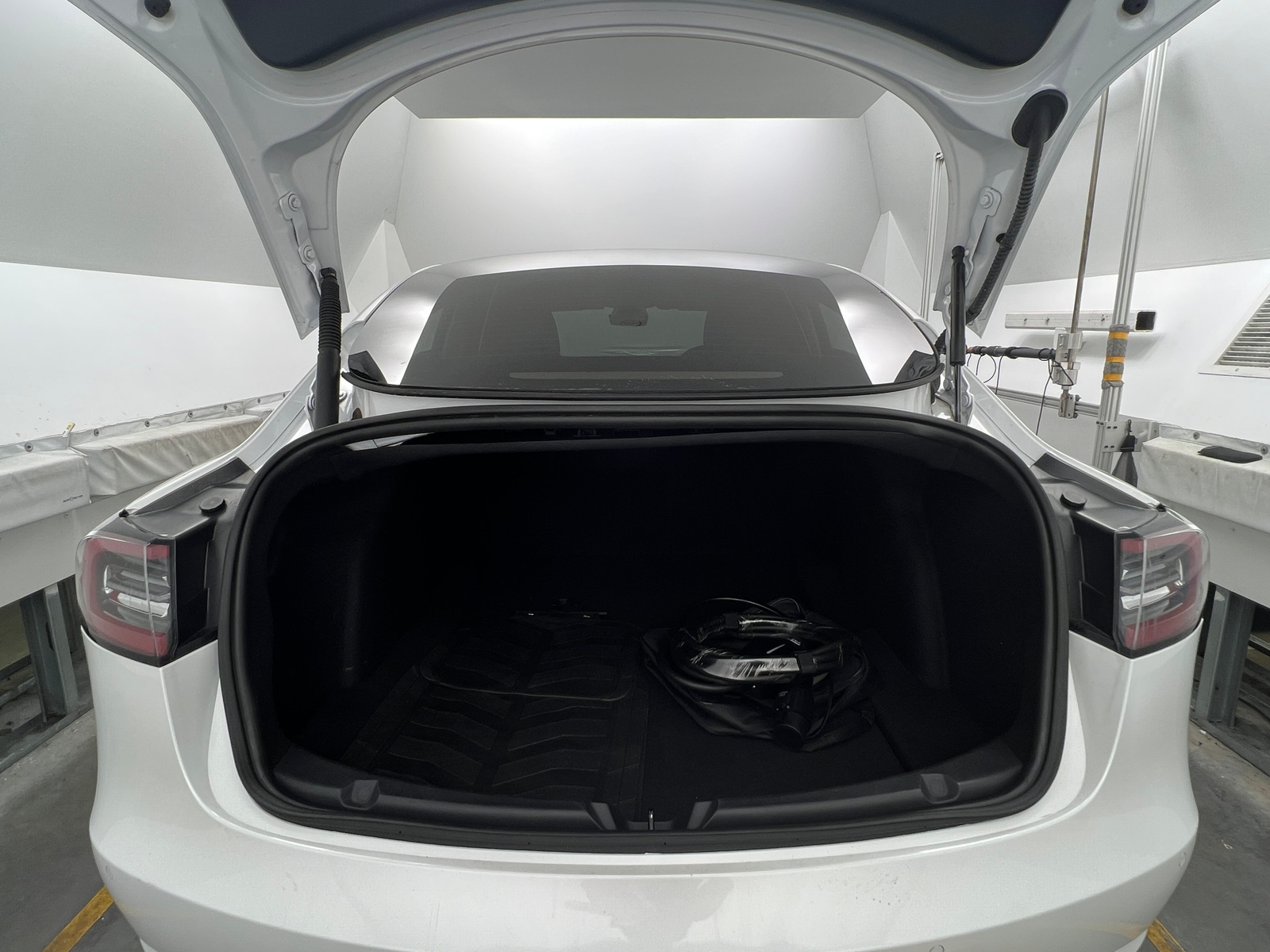 Thumbnail: 2021 Tesla Model 3 - 6