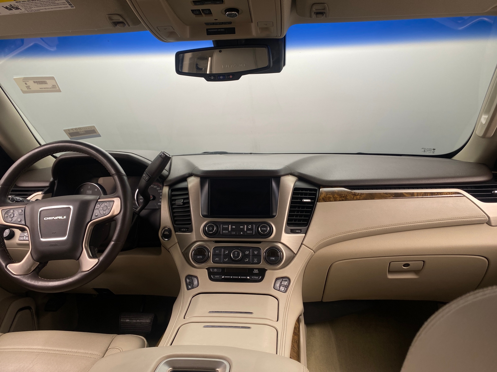 Thumbnail: 2016 GMC Yukon - 2