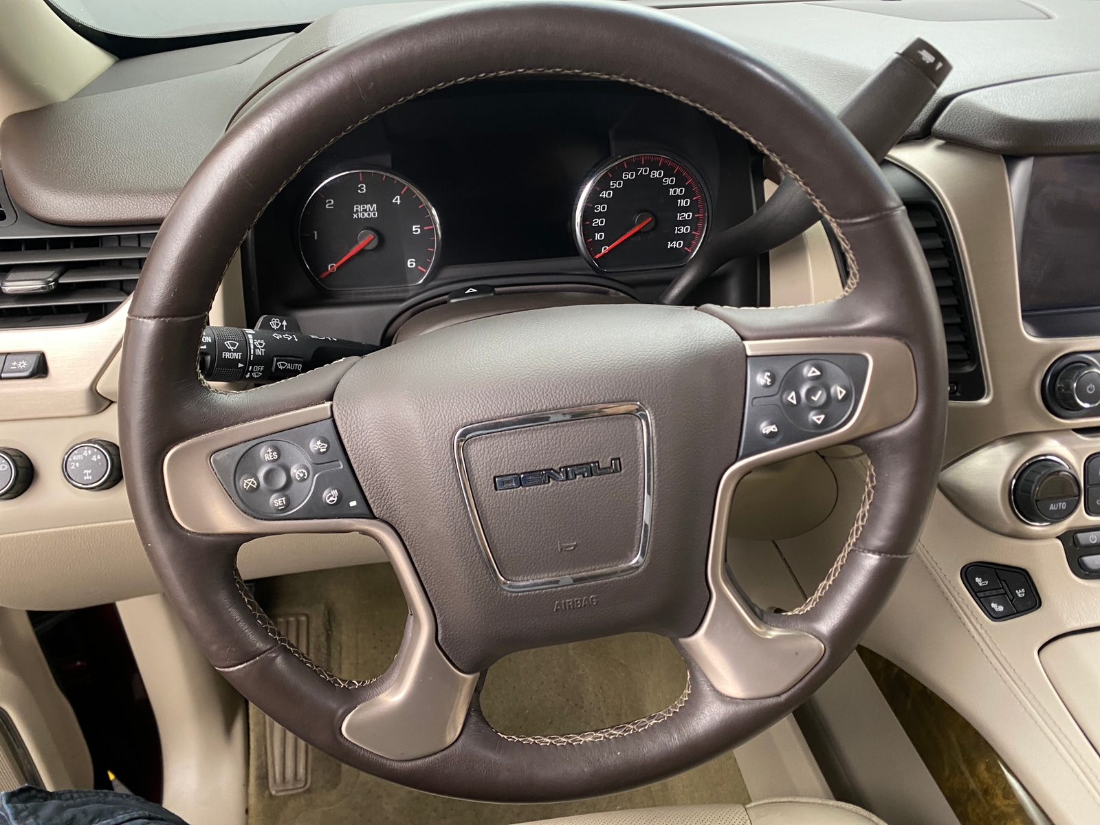 Thumbnail: 2016 GMC Yukon - 4