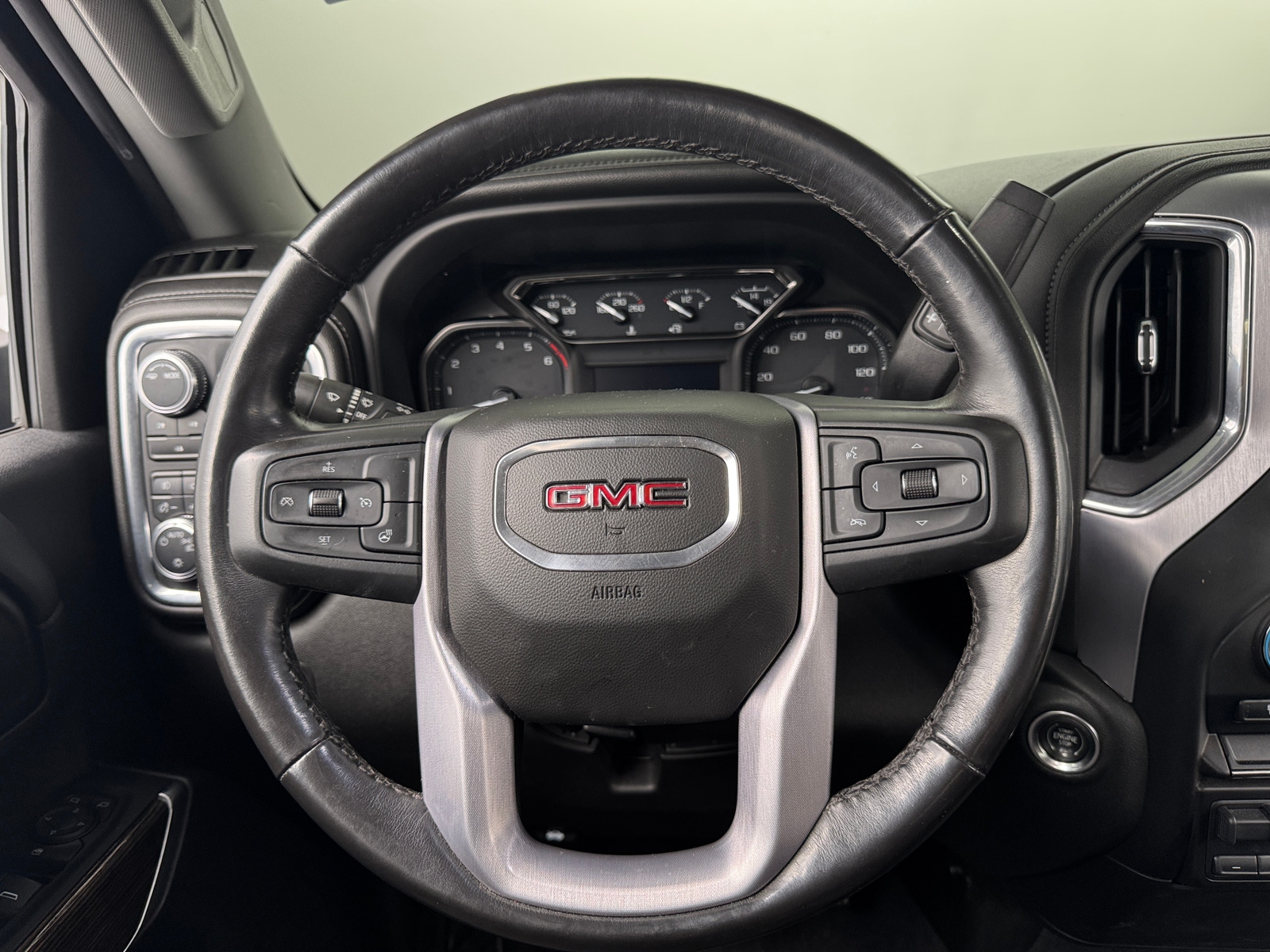 Thumbnail: 2021 GMC Sierra 2500 - 5