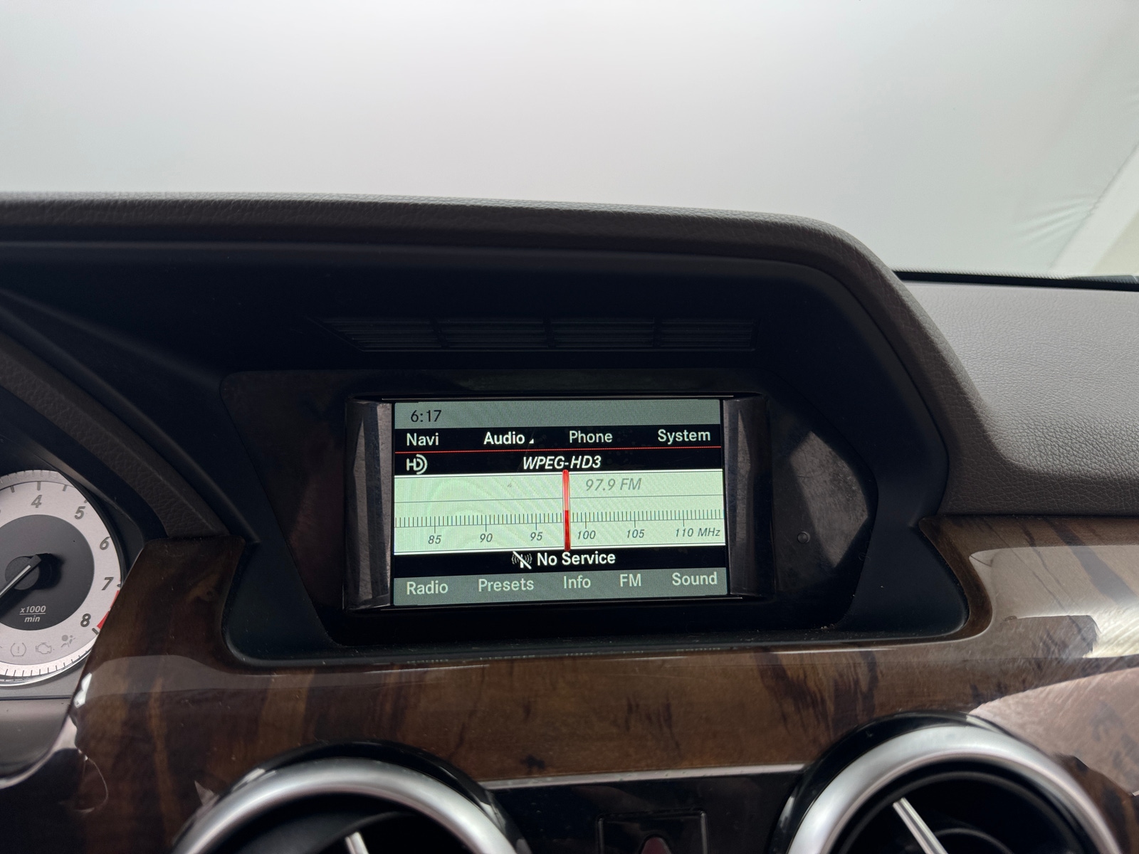 Thumbnail: 2015 Mercedes-Benz GLK - 3