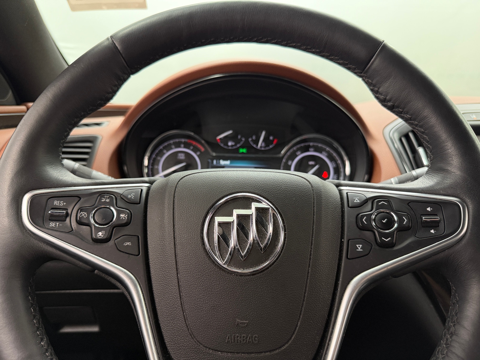 Thumbnail: 2014 Buick Regal - 4