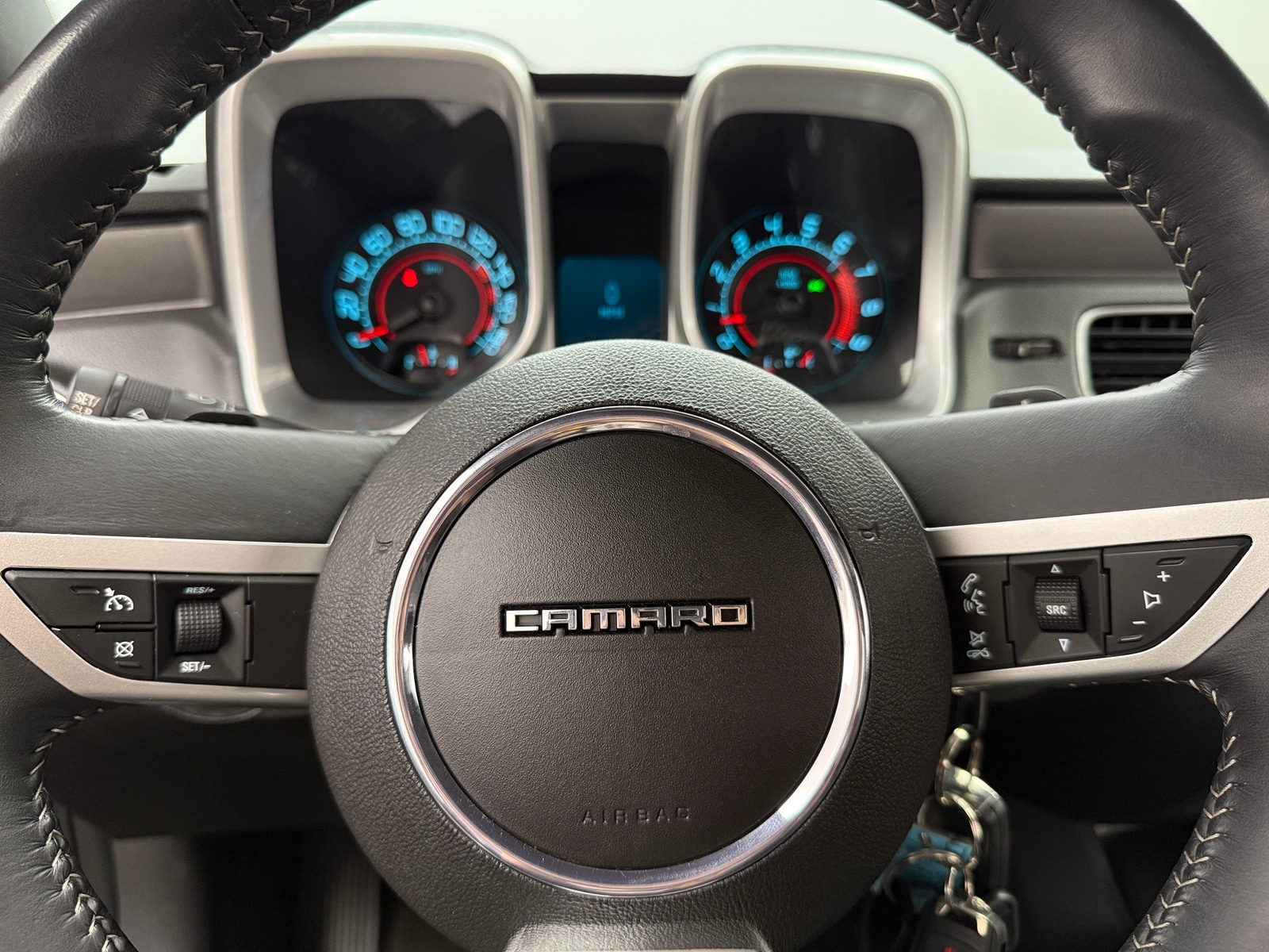 Thumbnail: 2011 Chevrolet Camaro - 3