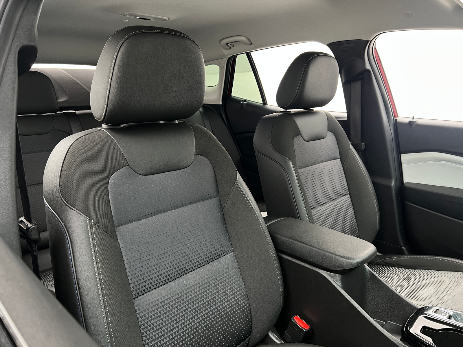 Thumbnail: 2024 Chevrolet Trax - 2