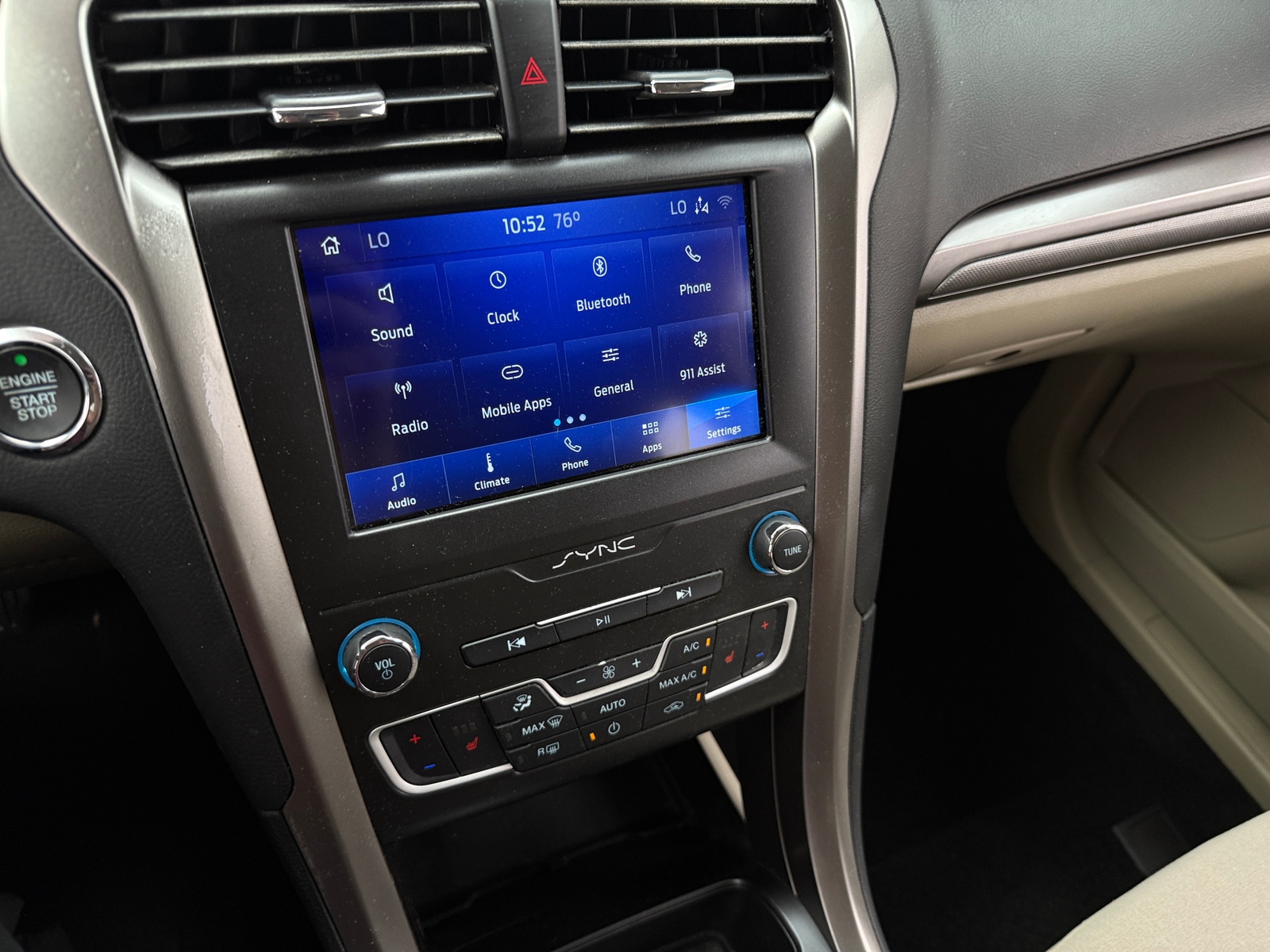 Thumbnail: 2020 Ford Fusion - 4