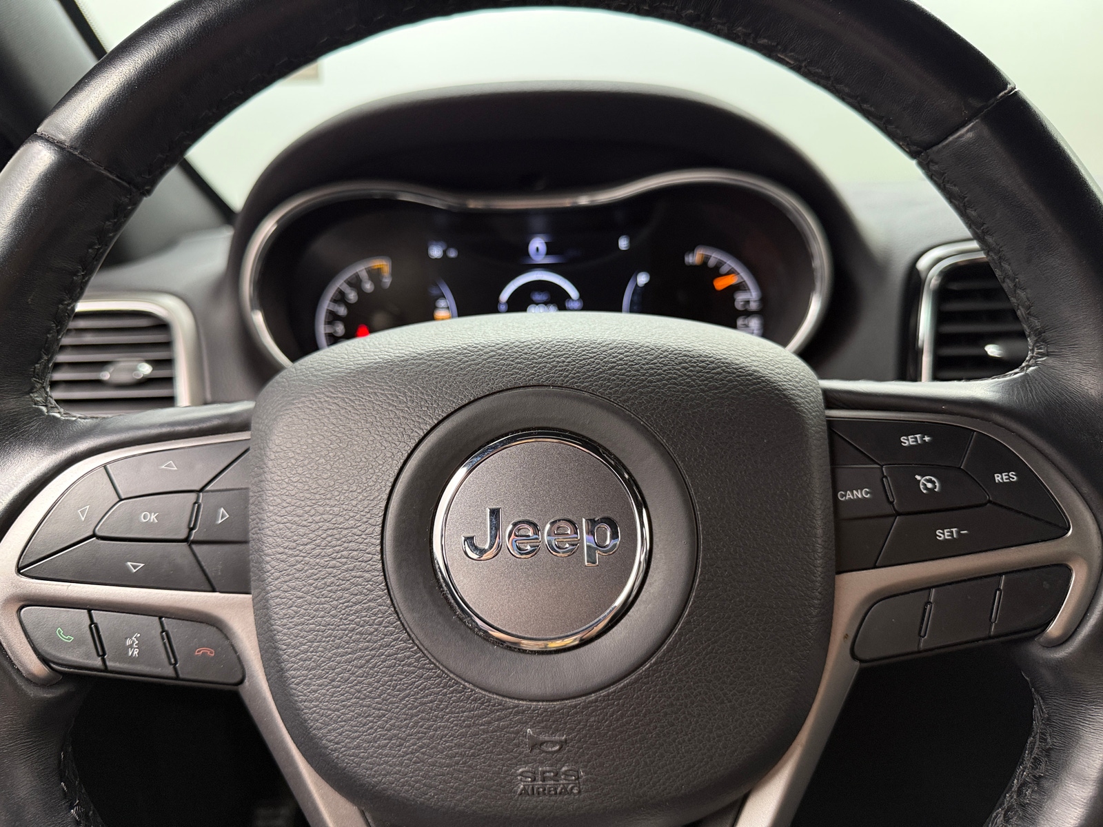 Thumbnail: 2019 Jeep Grand Cherokee - 4