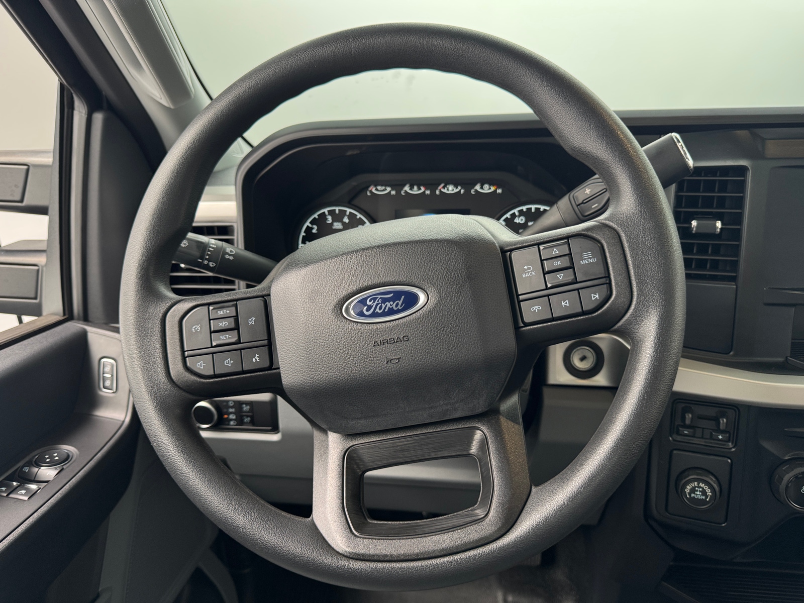 Thumbnail: 2023 Ford Econoline - 5