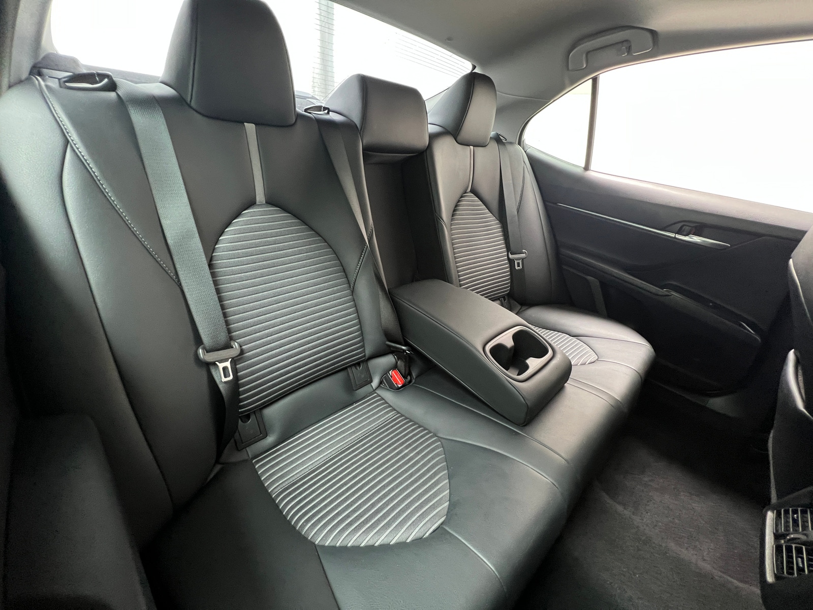 Thumbnail: 2020 Toyota Camry - 5